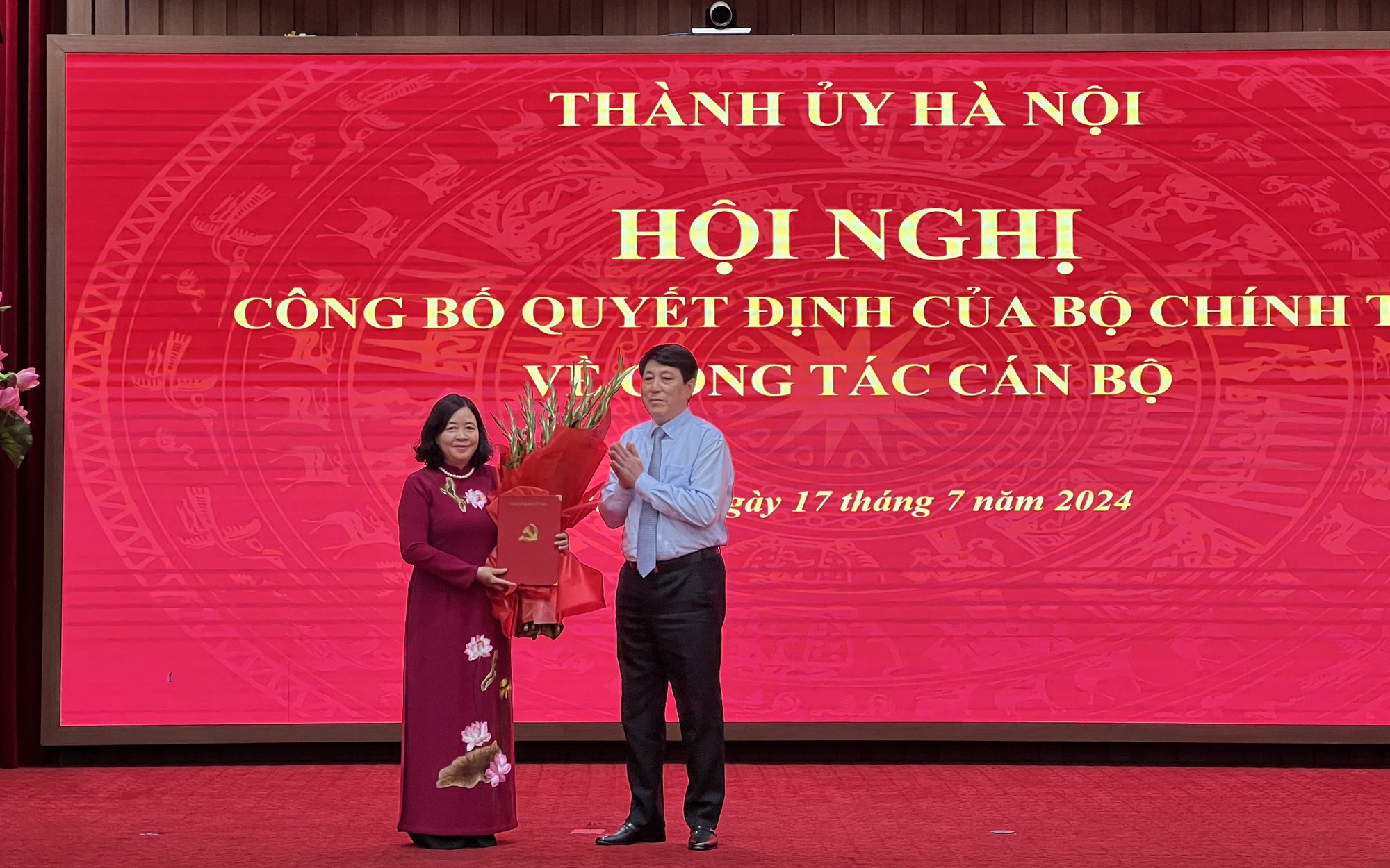 Bà Bùi Thị Minh Hoài làm Bí thư Thành ủy Hà Nội