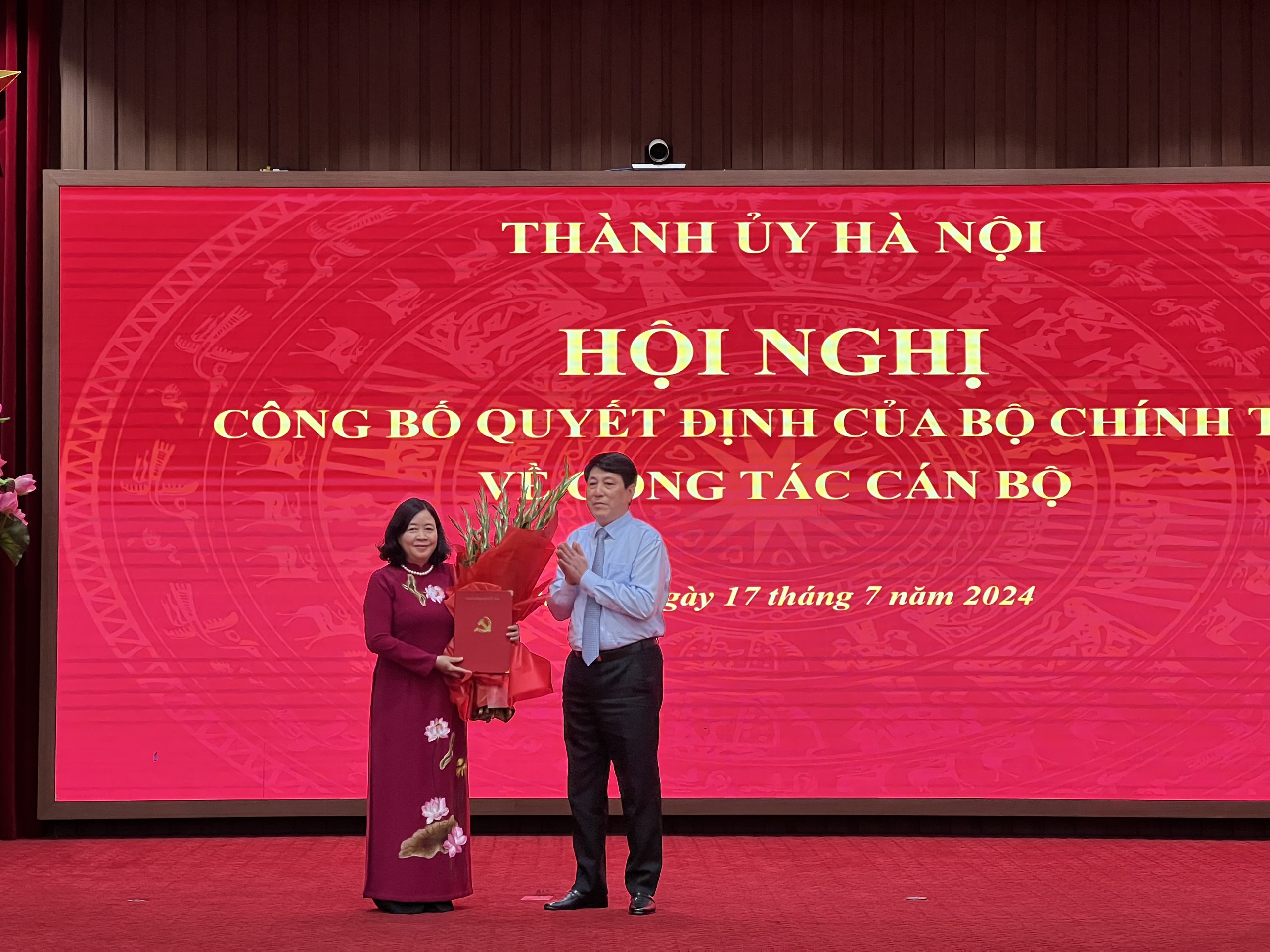 Bà Bùi Thị Minh Hoài làm Bí thư Thành ủy Hà Nội- Ảnh 2.