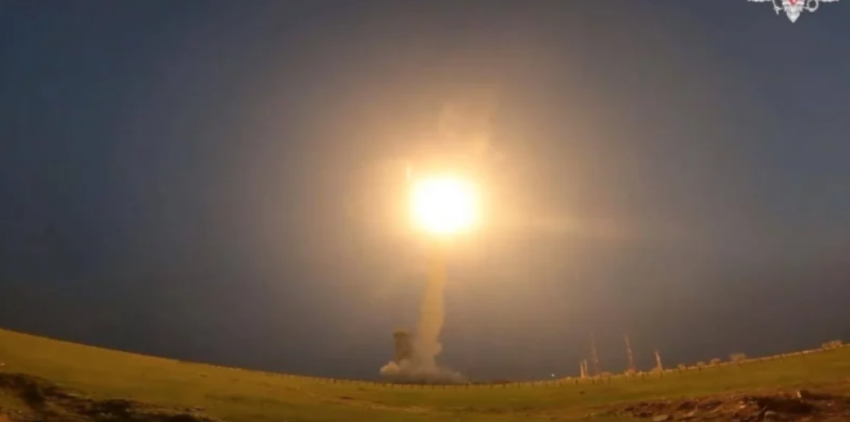 Nga không loại trừ khả năng triển khai tên lửa mang đầu đạn hạt nhân- Ảnh 1.