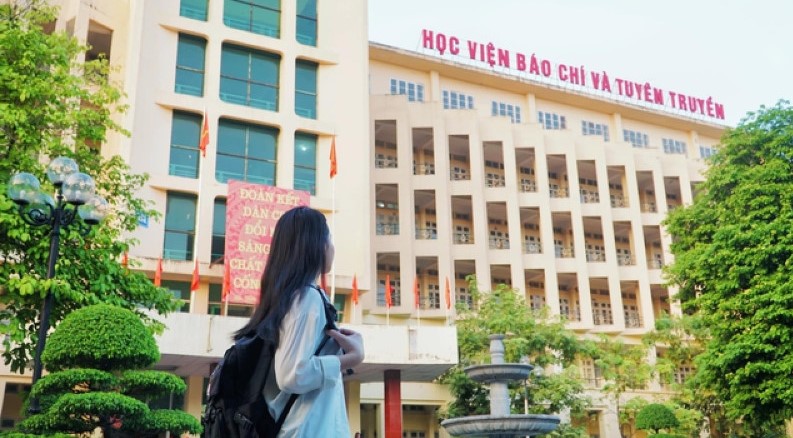 Thêm nhiều trường đại học công bố điểm sàn năm 2024- Ảnh 1.