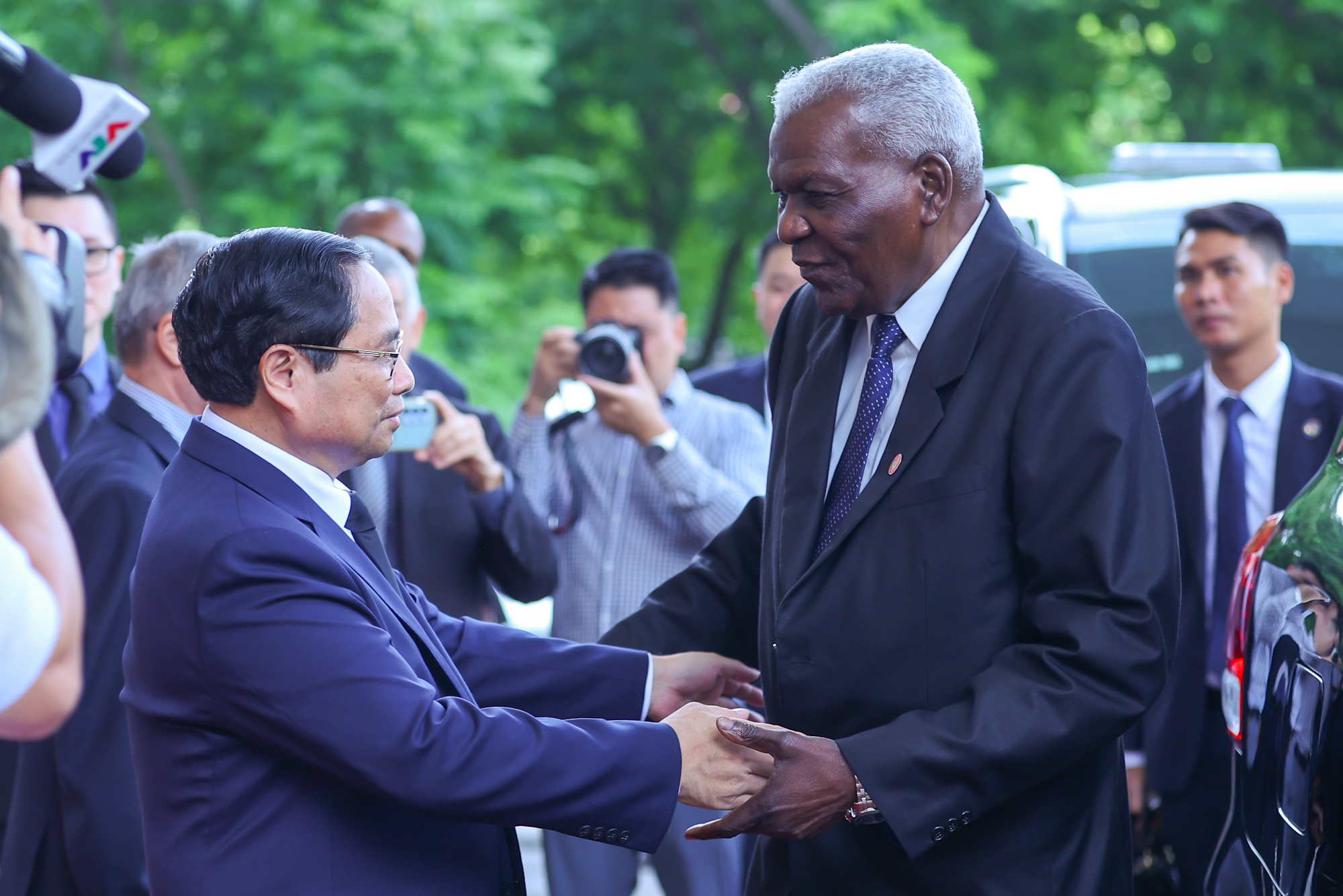 Thủ tướng tiếp Chủ tịch Quốc hội Cuba sang dự lễ tang Tổng Bí thư Nguyễn Phú Trọng- Ảnh 1.