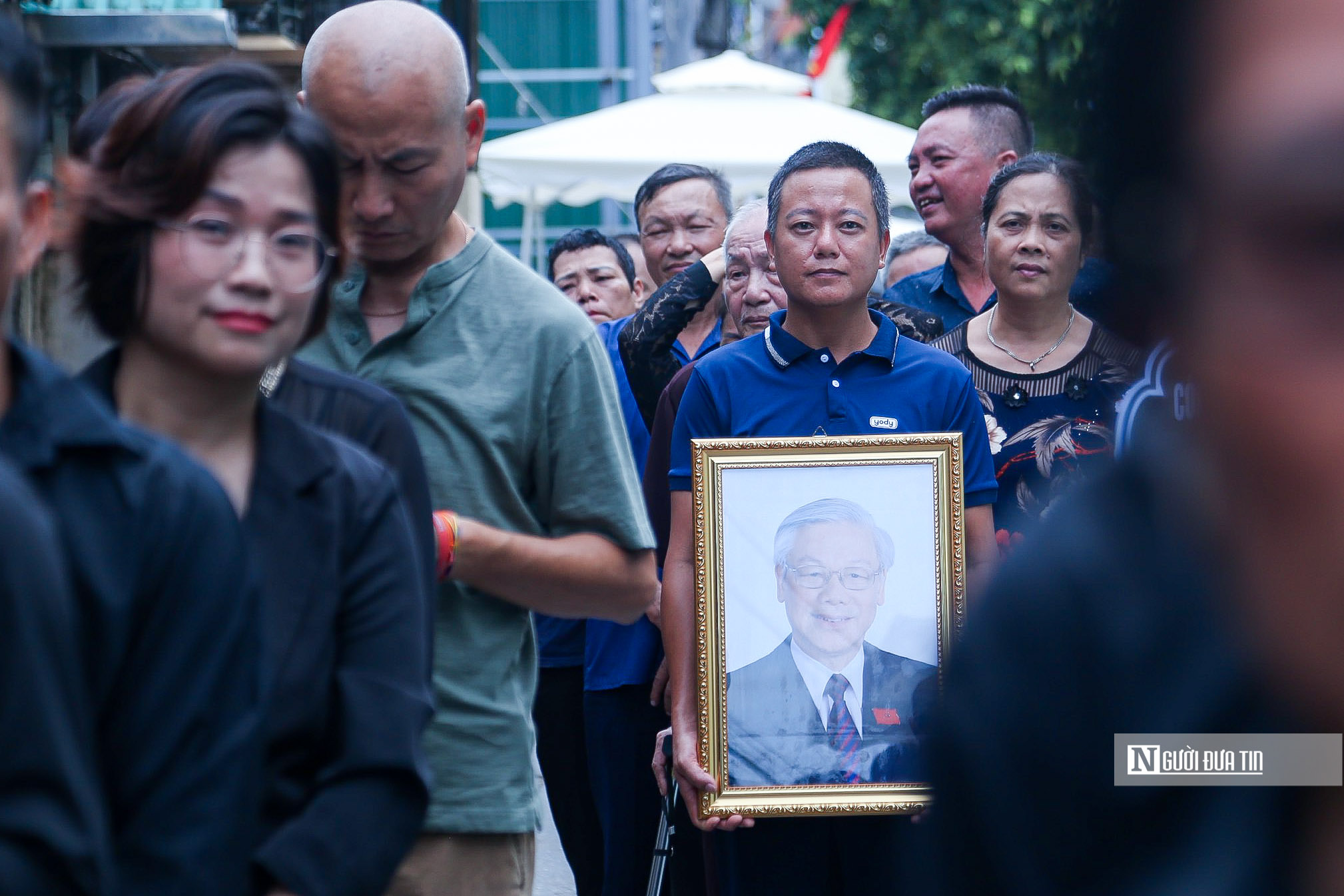 Hàng ngàn người tới viếng Tổng Bí thư Nguyễn Phú Trọng tại quê nhà- Ảnh 5.