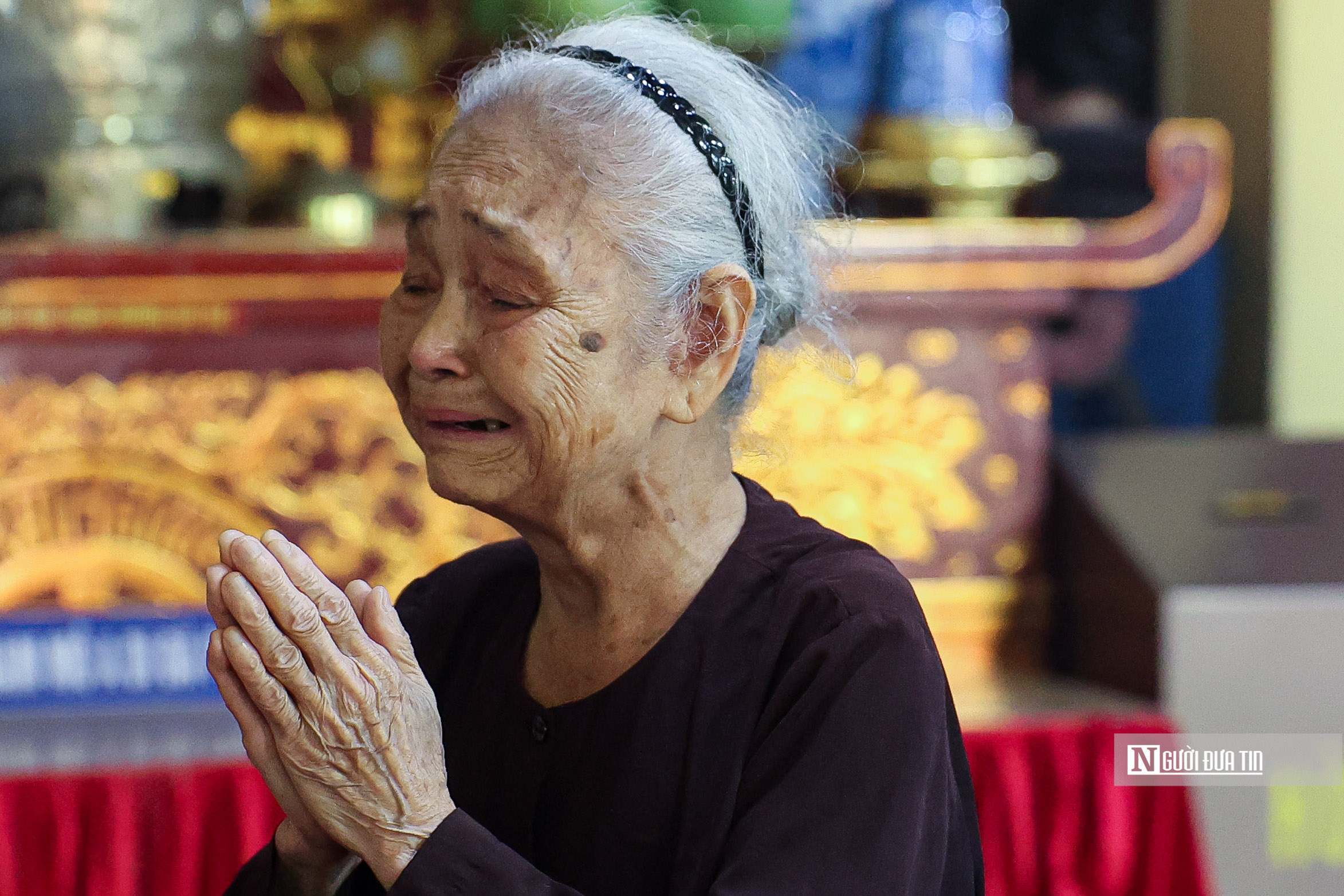 Người dân khóc nghẹn trước di ảnh Tổng Bí thư Nguyễn Phú Trọng- Ảnh 8.