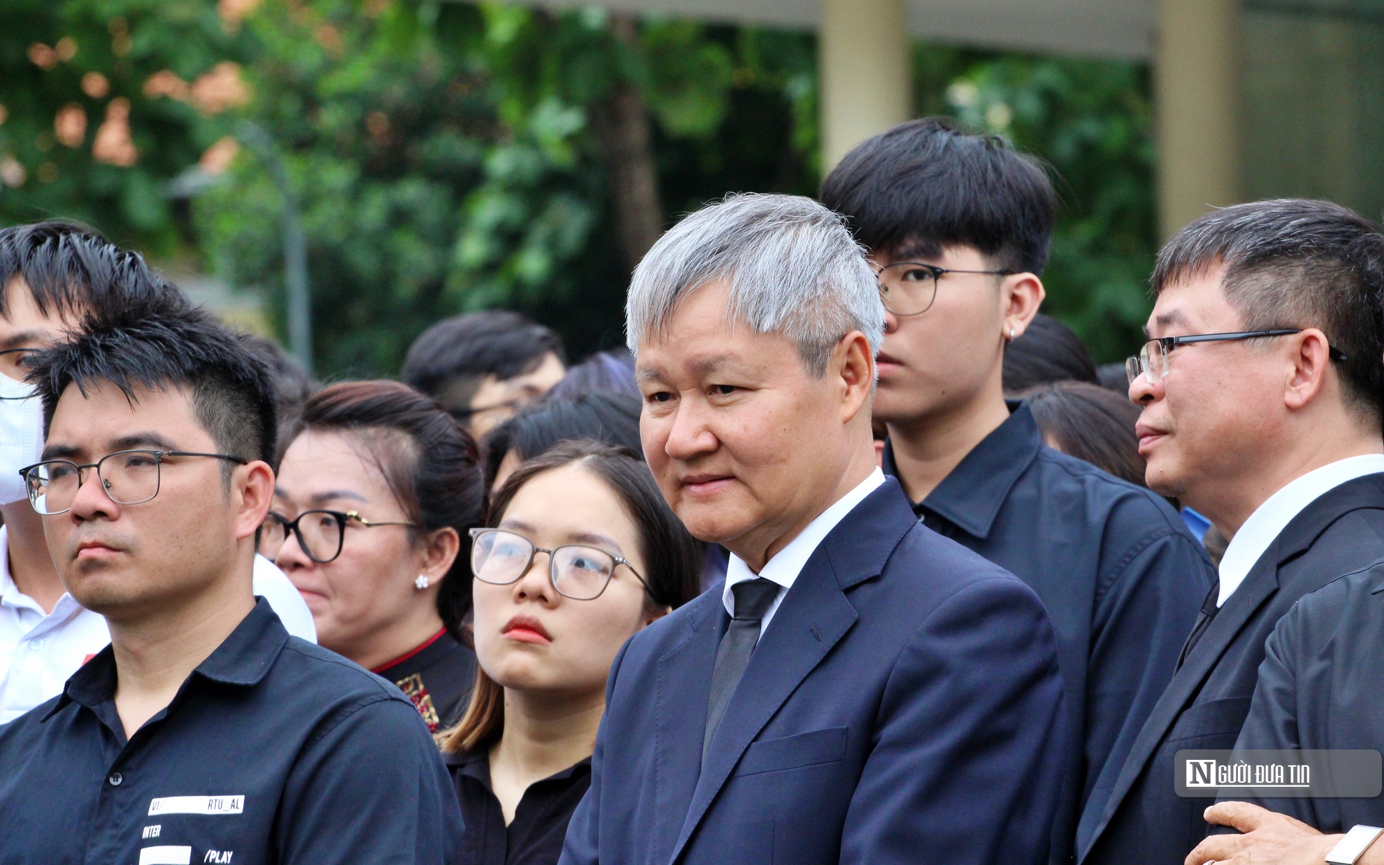 Tp.Hồ Chí Minh: Nhiều gia đình đưa con nhỏ tới viếng Tổng Bí thư Nguyễn Phú Trọng- Ảnh 17.