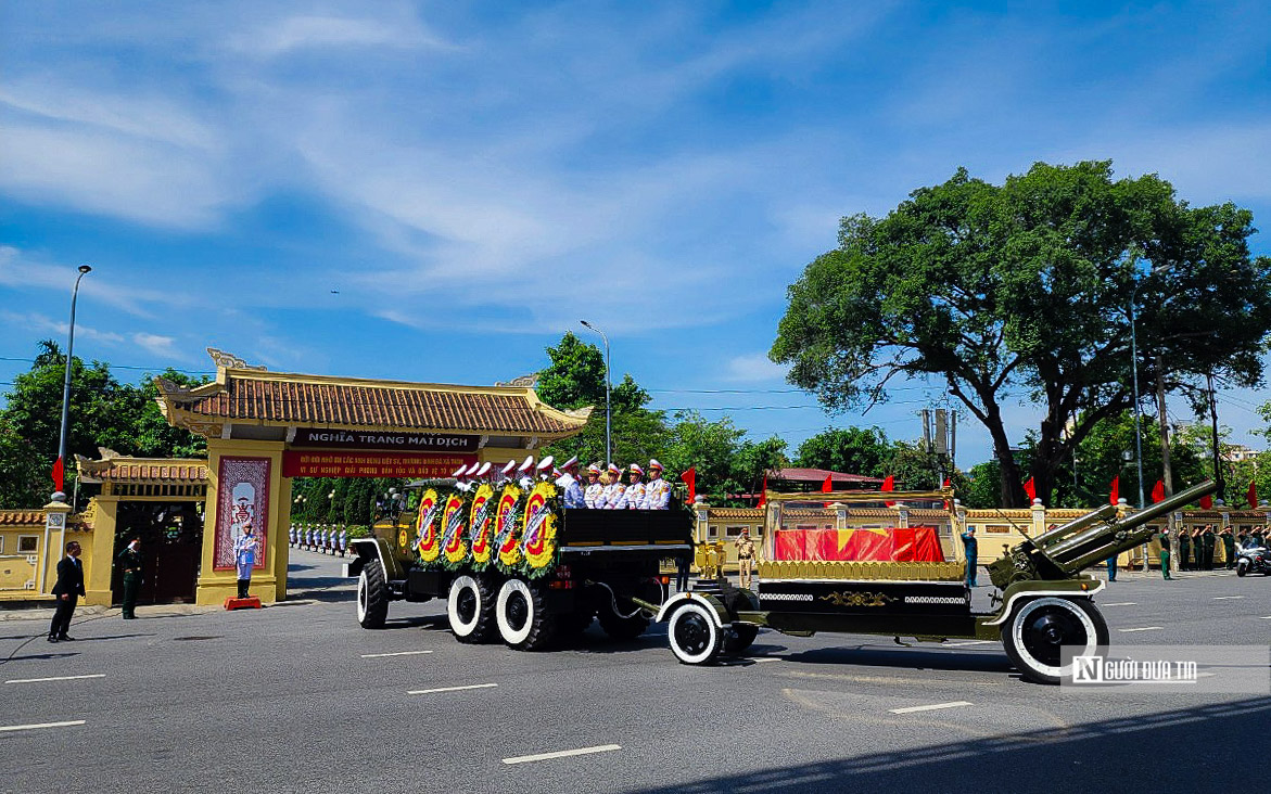 Cử hành trọng thể Lễ an táng Tổng Bí thư Nguyễn Phú Trọng- Ảnh 13.