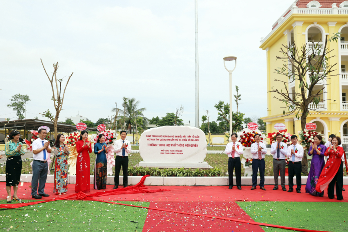 Quảng Ninh: Đưa vào sử dụng trường THPT gần 150 tỷ đồng- Ảnh 1.