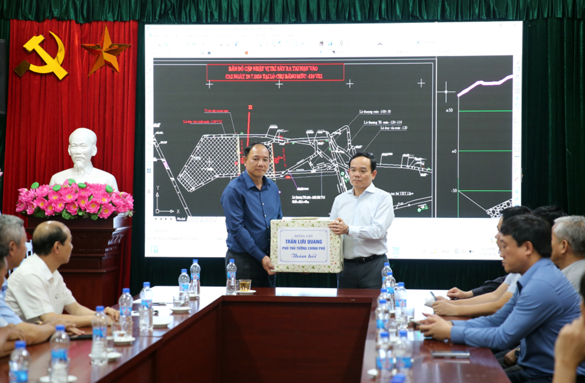 Phó Thủ tướng đến hiện trường tai nạn hầm lò ở Quảng Ninh- Ảnh 2.