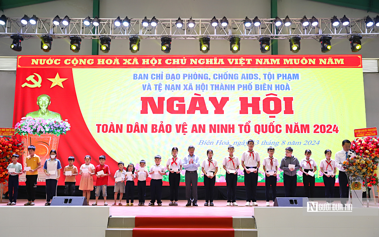 Thứ trưởng Lê Quốc Hùng dự Ngày hội Toàn dân bảo vệ an ninh Tổ quốc tại Đồng Nai- Ảnh 7.