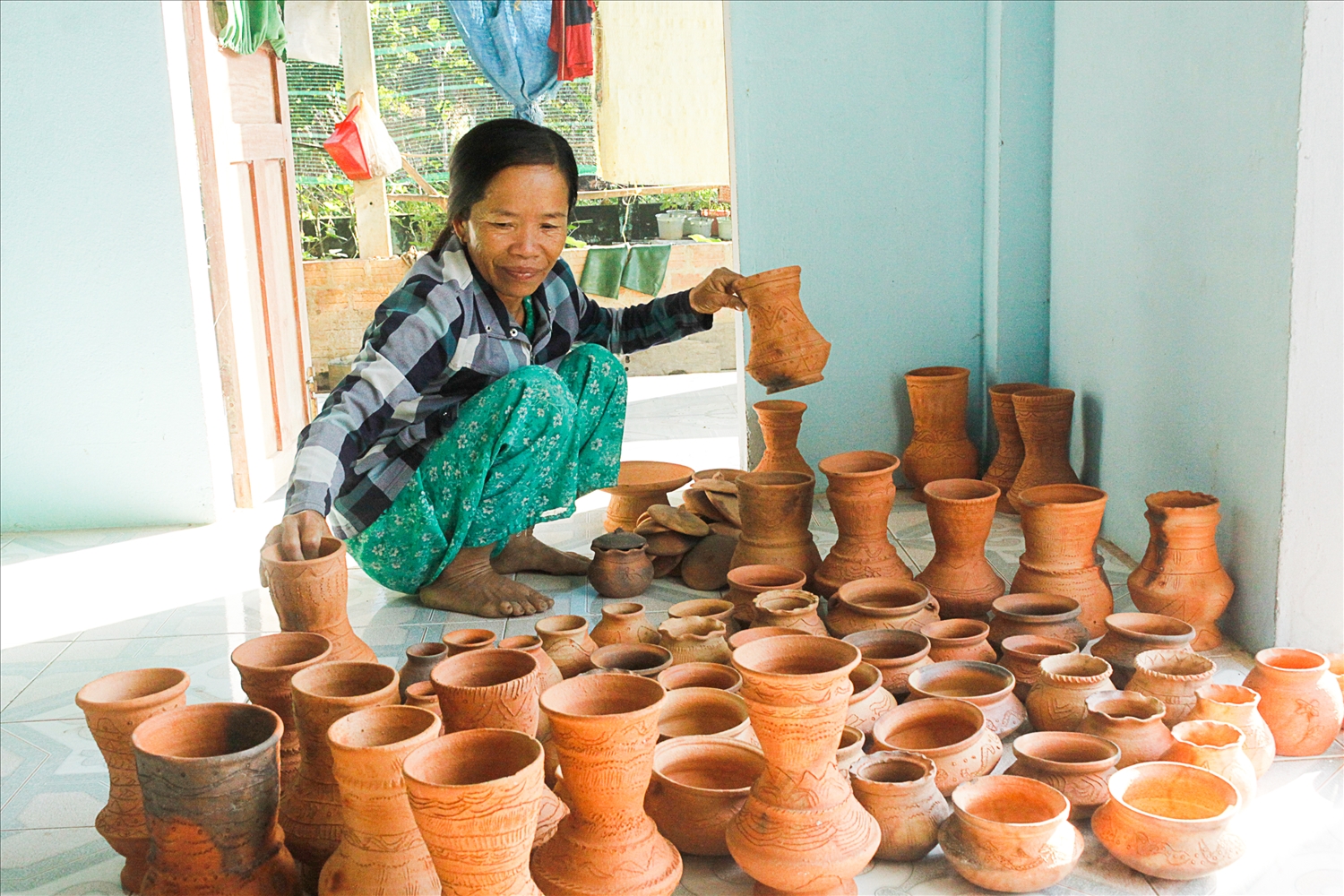 Nhiều nghề thủ công truyền thống được công nhận di sản văn hóa phi vật thể quốc gia- Ảnh 1.