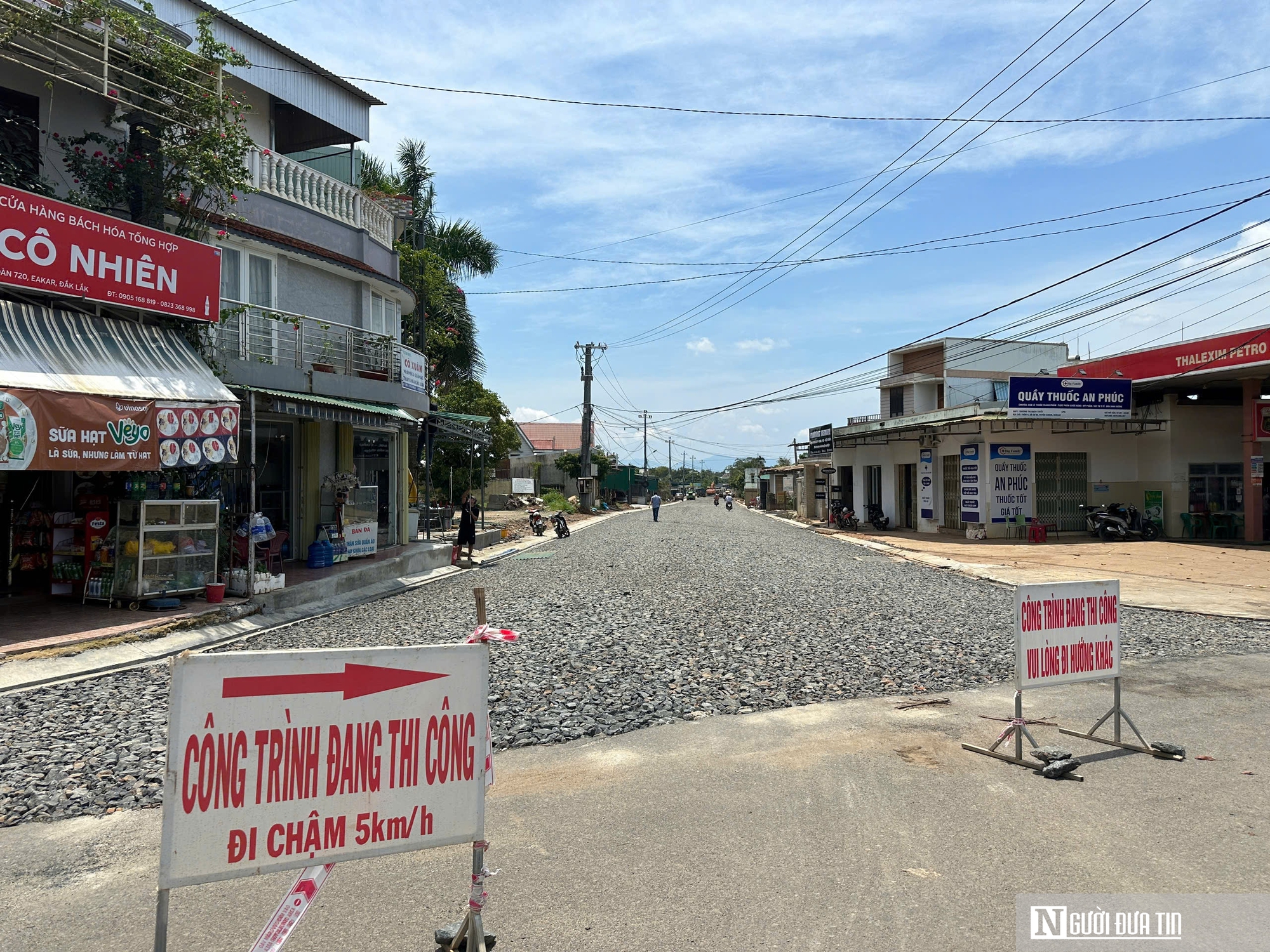 Xuất hiện nghi vấn chất lượng vật liệu thi công công trình đường hơn 14 tỷ đồng ở Đắk Lắk- Ảnh 1.