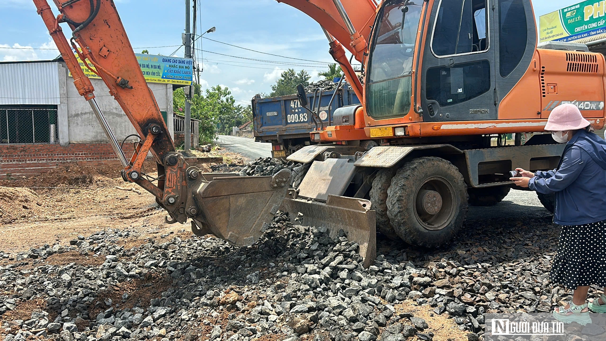 Xuất hiện nghi vấn chất lượng vật liệu thi công công trình đường hơn 14 tỷ đồng ở Đắk Lắk- Ảnh 6.