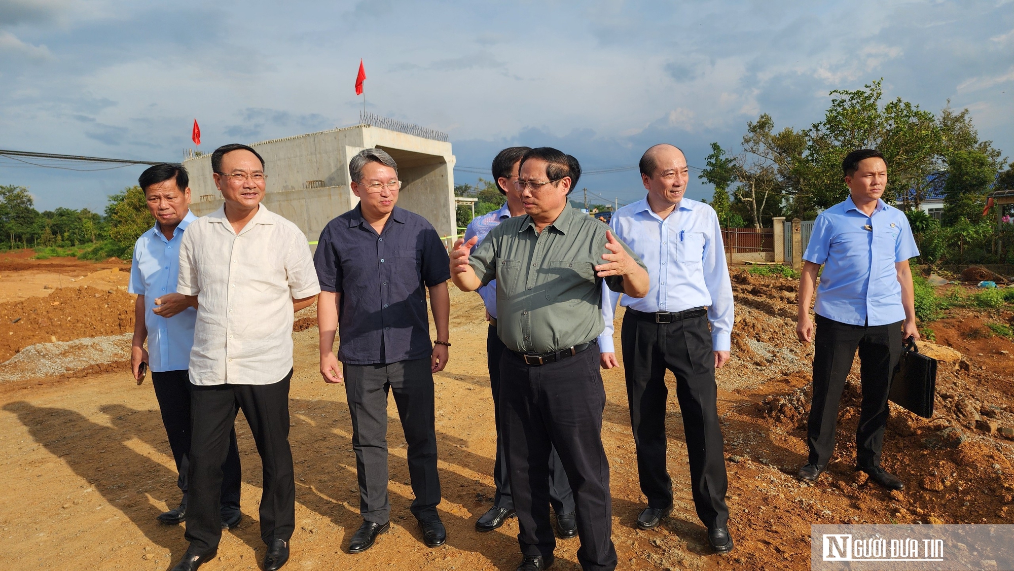 Dự án cao tốc Khánh Hòa–Buôn Ma Thuột: Thứ trưởng Bộ GTVT Lê Anh Tuấn chỉ đạo bám sát chặt chẽ tình hình triển khai- Ảnh 2.