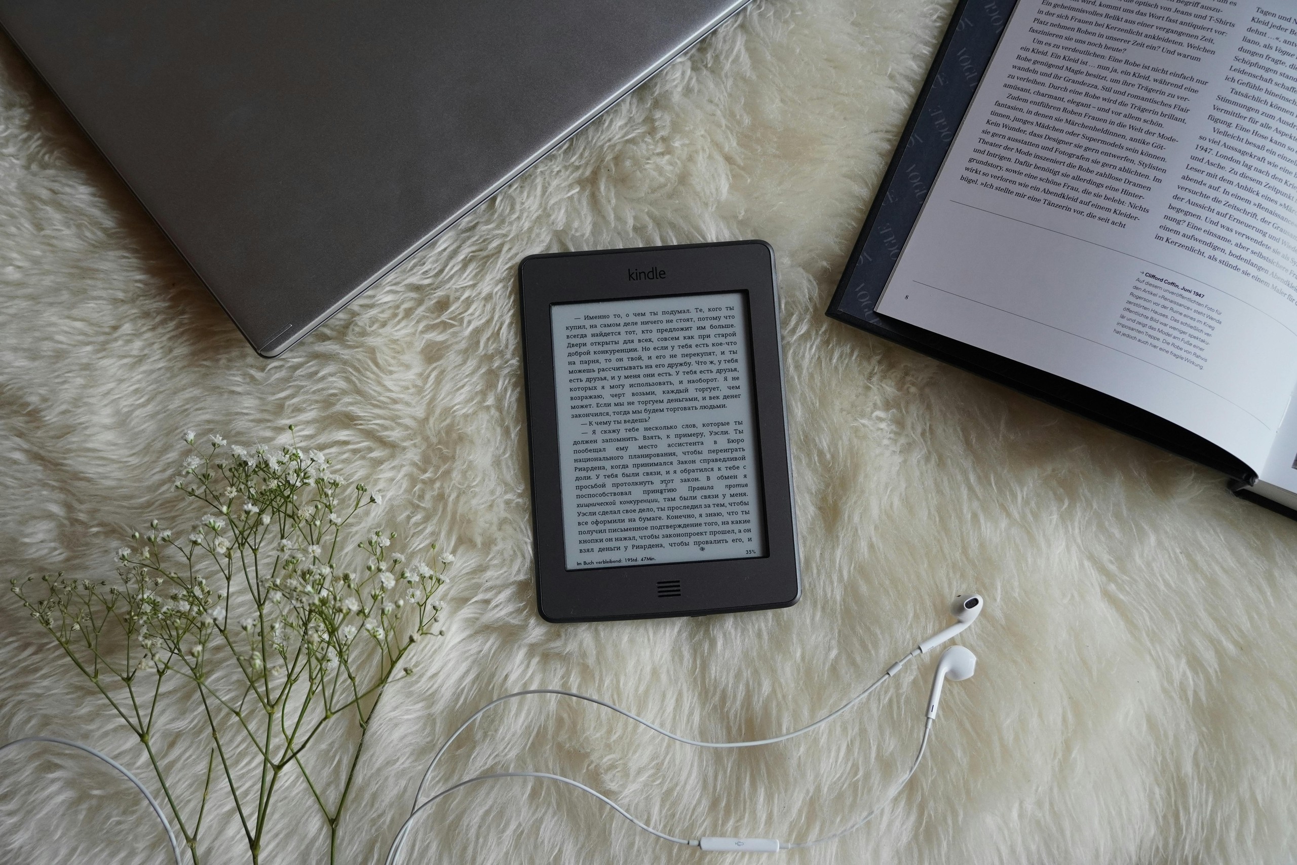 eBooks, Audio Book liệu có đang "bóp chết" sách giấy?- Ảnh 2.