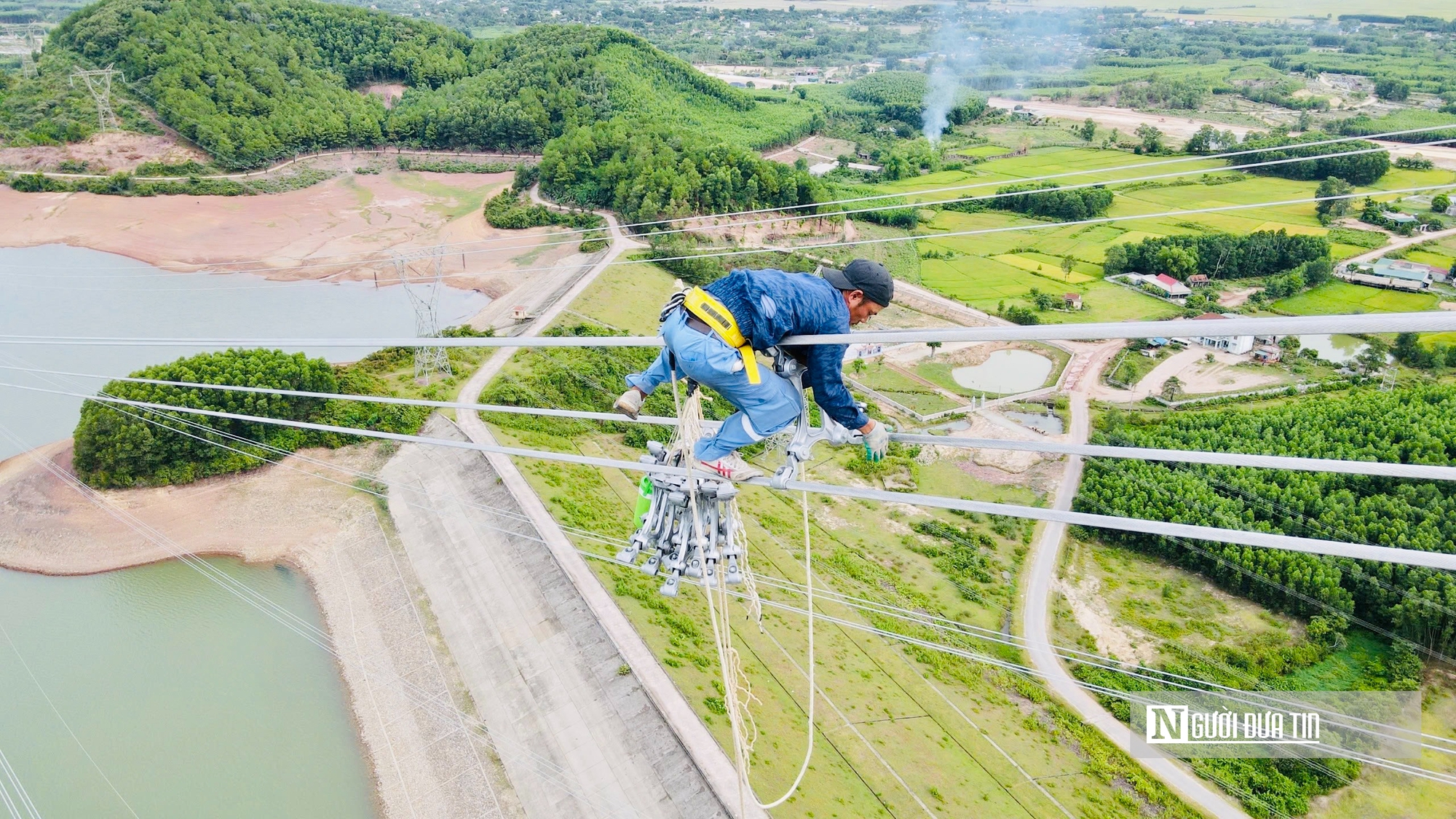 Dồn lực để hoàn thành dự án đường dây 500kV mạch 3- Ảnh 2.