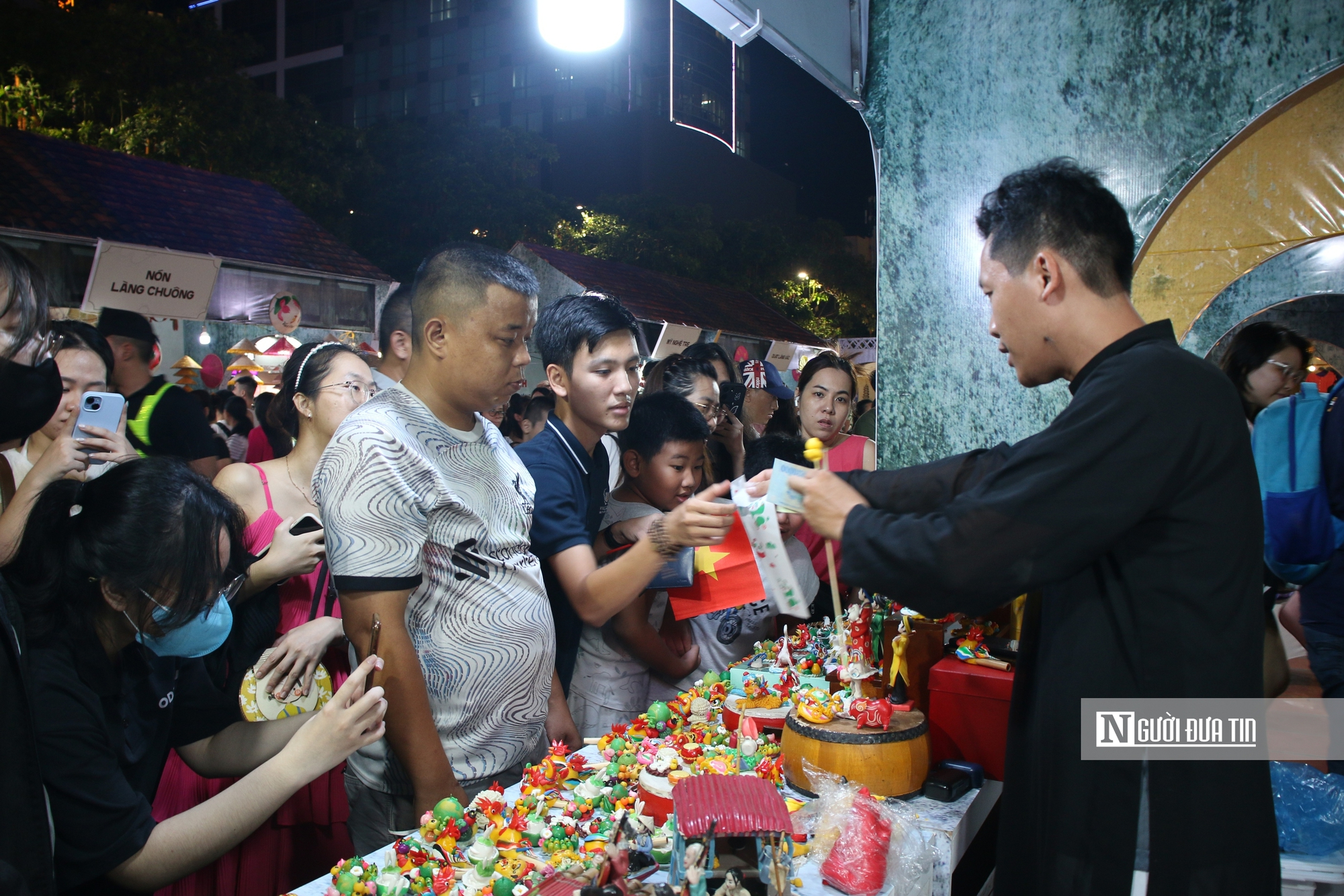 Khai mạc chương trình Những ngày Hà Nội tại Thành phố Hồ Chí Minh- Ảnh 10.