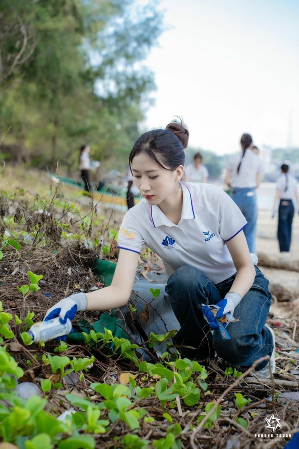 Top 3 Hoa hậu Du lịch Việt Nam 2024 tích cực tham gia các hoạt động quảng bá du lịch, thiện nguyện- Ảnh 5.