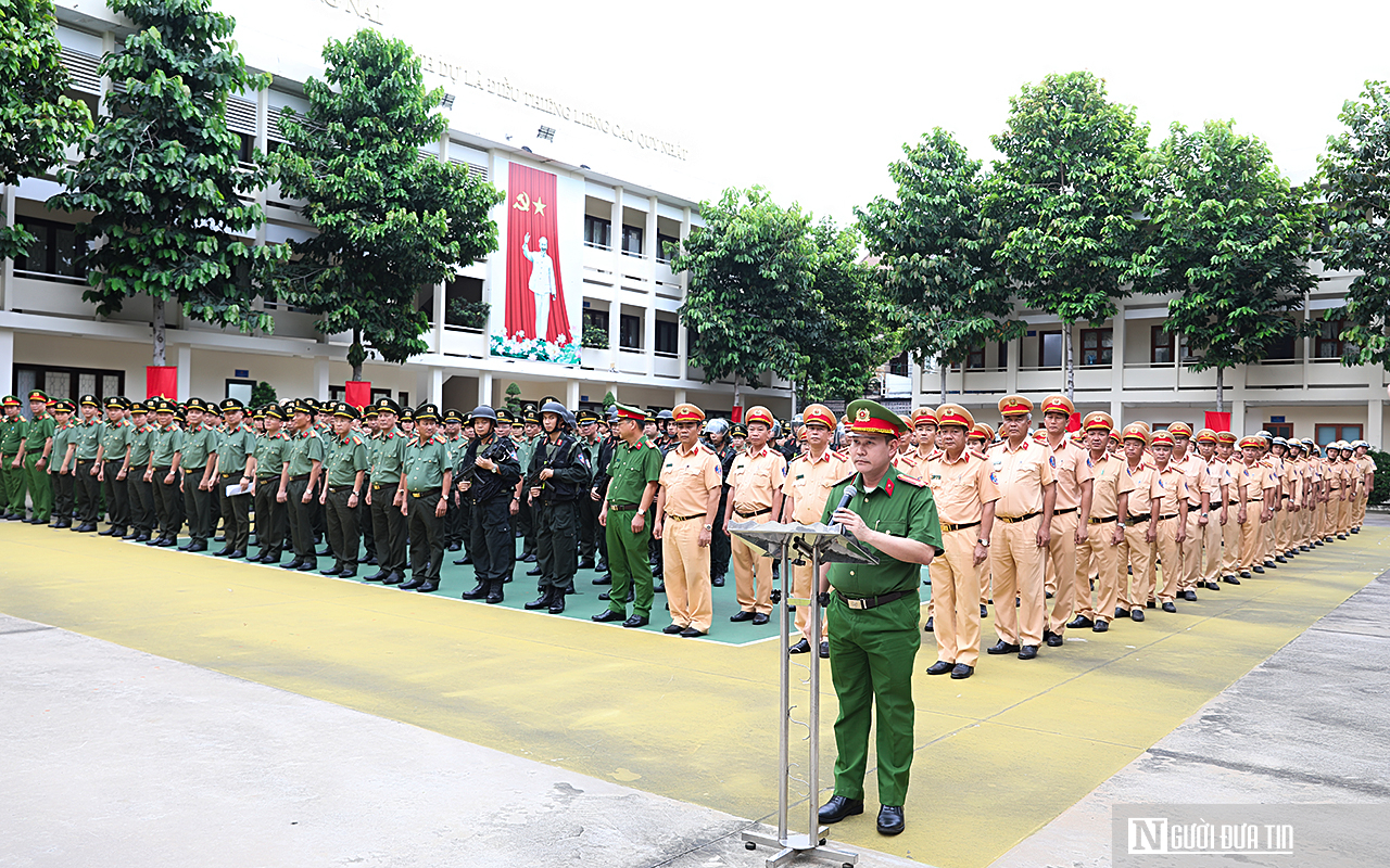 Công an Đồng Nai ra quân bảo đảm an ninh trật tự dịp Lễ 2/9 và năm học mới- Ảnh 18.