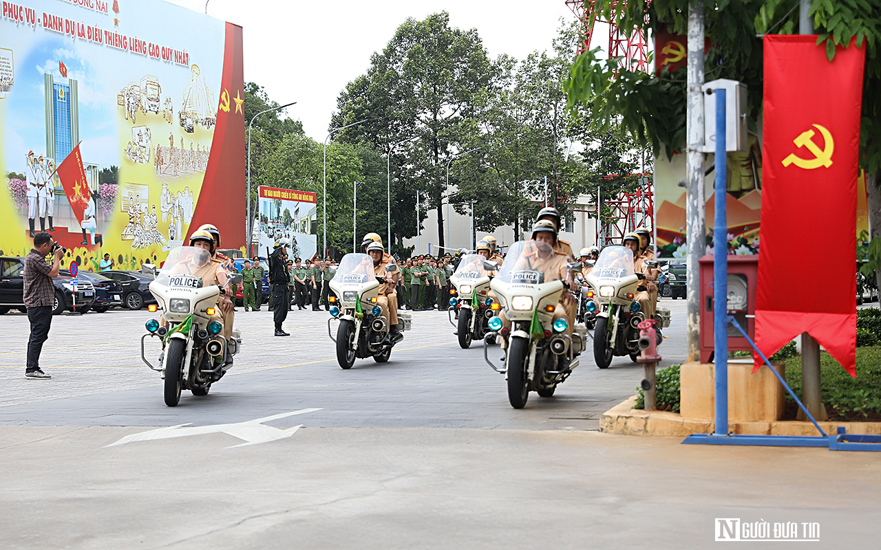 Công an Đồng Nai ra quân bảo đảm an ninh trật tự dịp Lễ 2/9 và năm học mới- Ảnh 22.