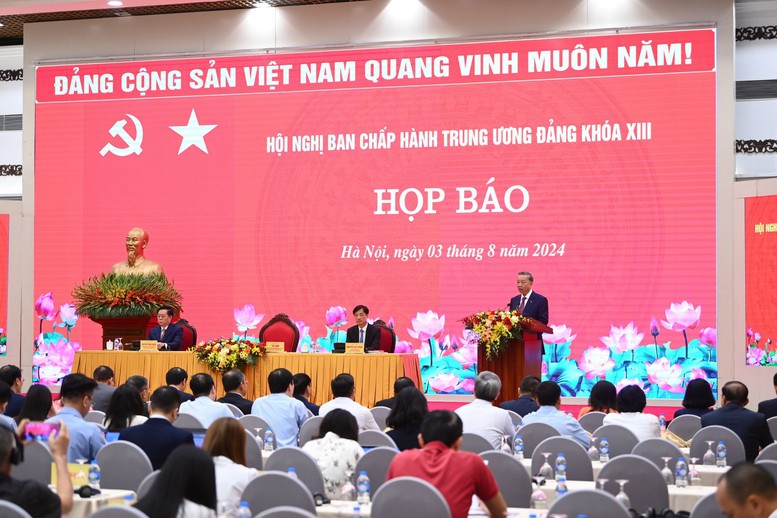 Tổng Bí thư Tô Lâm: Phát huy cao nhất tinh thần "tự chủ, tự tin, tự lực, tự cường, tự hào dân tộc"- Ảnh 3.