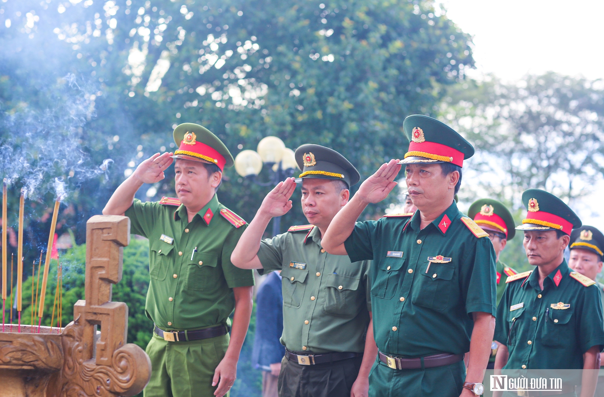 Lãnh đạo Tp.Bảo Lộc viếng nghĩa trang liệt sĩ nhân kỷ niệm 79 năm Cách mạng Tháng Tám và Quốc khánh 2/9- Ảnh 8.