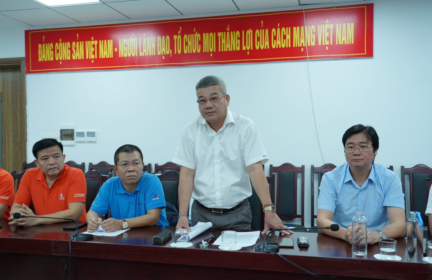 Đoàn công tác Petrovietnam thăm hỏi, hỗ trợ người dân Sơn La và Điện Biên khắc phục hậu quả mưa lũ- Ảnh 1. Đoàn công tác Petrovietnam thăm hỏi, hỗ trợ người dân Sơn La và Điện Biên khắc phục hậu quả mưa lũ- Ảnh 1.