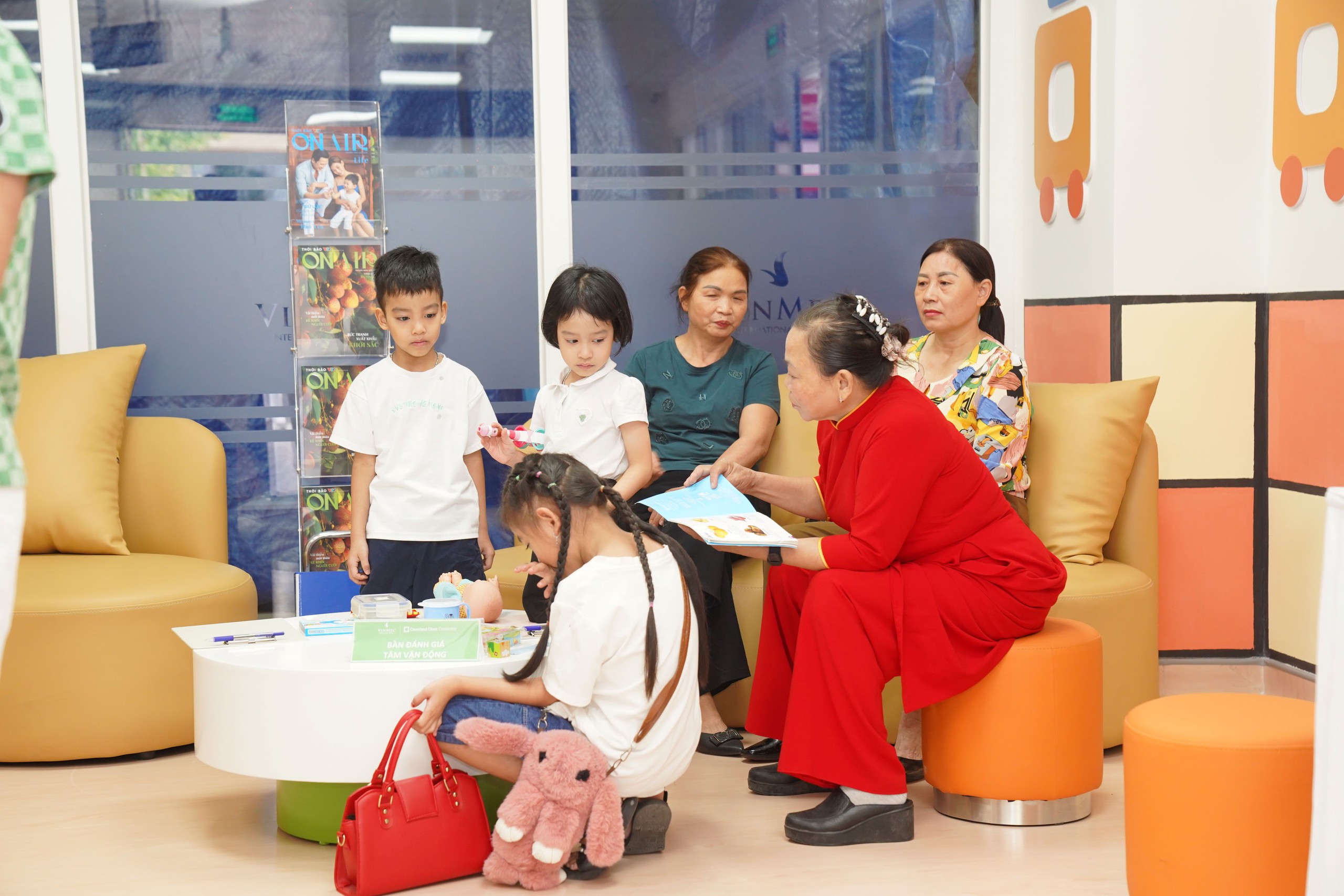 Vinmec khai trương Phòng khám Đa khoa Quốc tế tại Vinhomes Ocean Park - Ảnh 5. Vinmec khai trương Phòng khám Đa khoa Quốc tế tại Vinhomes Ocean Park - Ảnh 5.