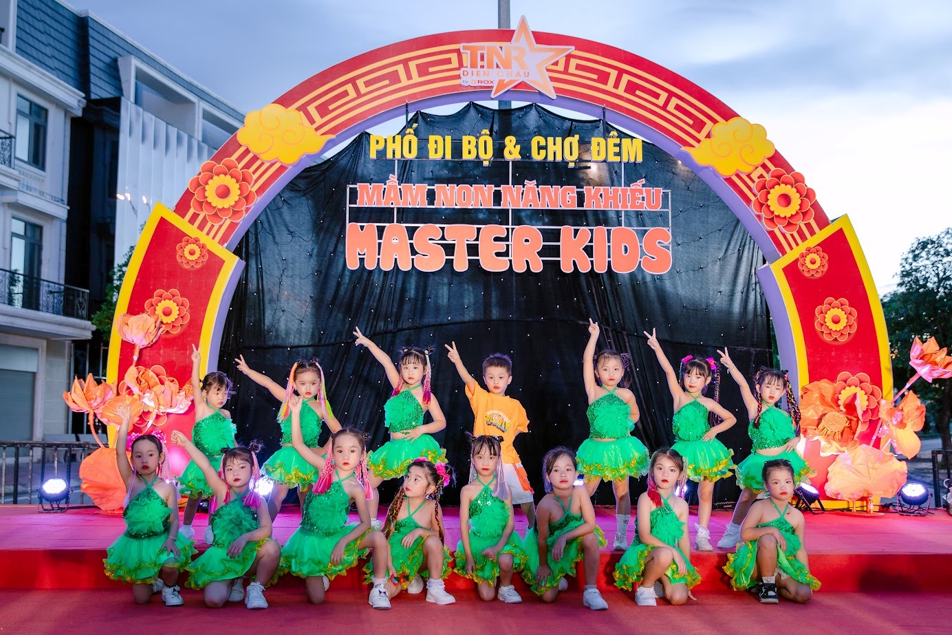 Mô hình giáo dục tiên tiến tại Master Kids – TNR Stars Diễn Châu- Ảnh 2.