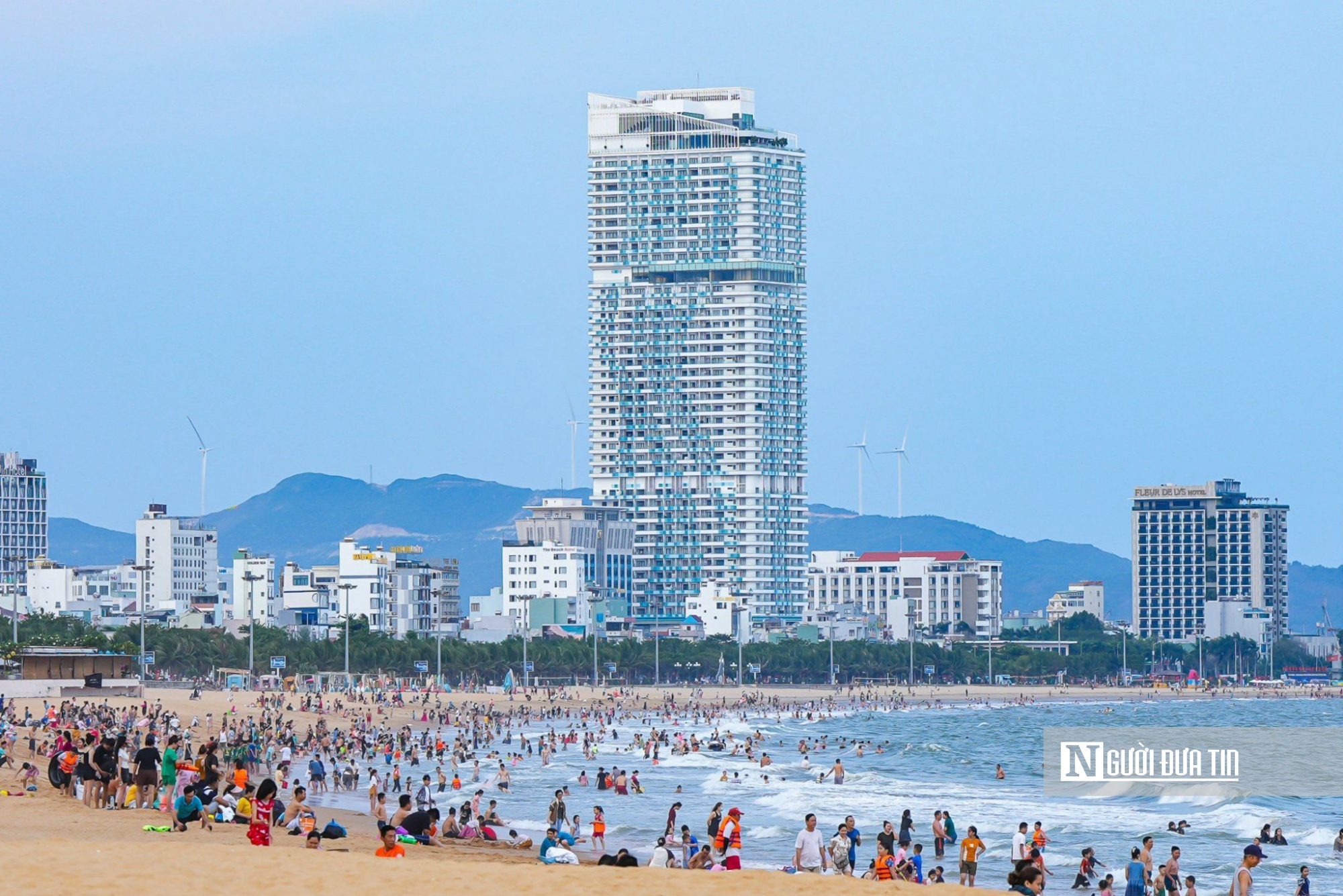 Du lịch Bình Định đón hơn 6,6 triệu lượt khách trong 7 tháng đầu năm 2024. Ảnh: Dũng Nhân Du lịch Bình Định đón hơn 6,6 triệu lượt khách trong 7 tháng đầu năm 2024. Ảnh: Dũng Nhân