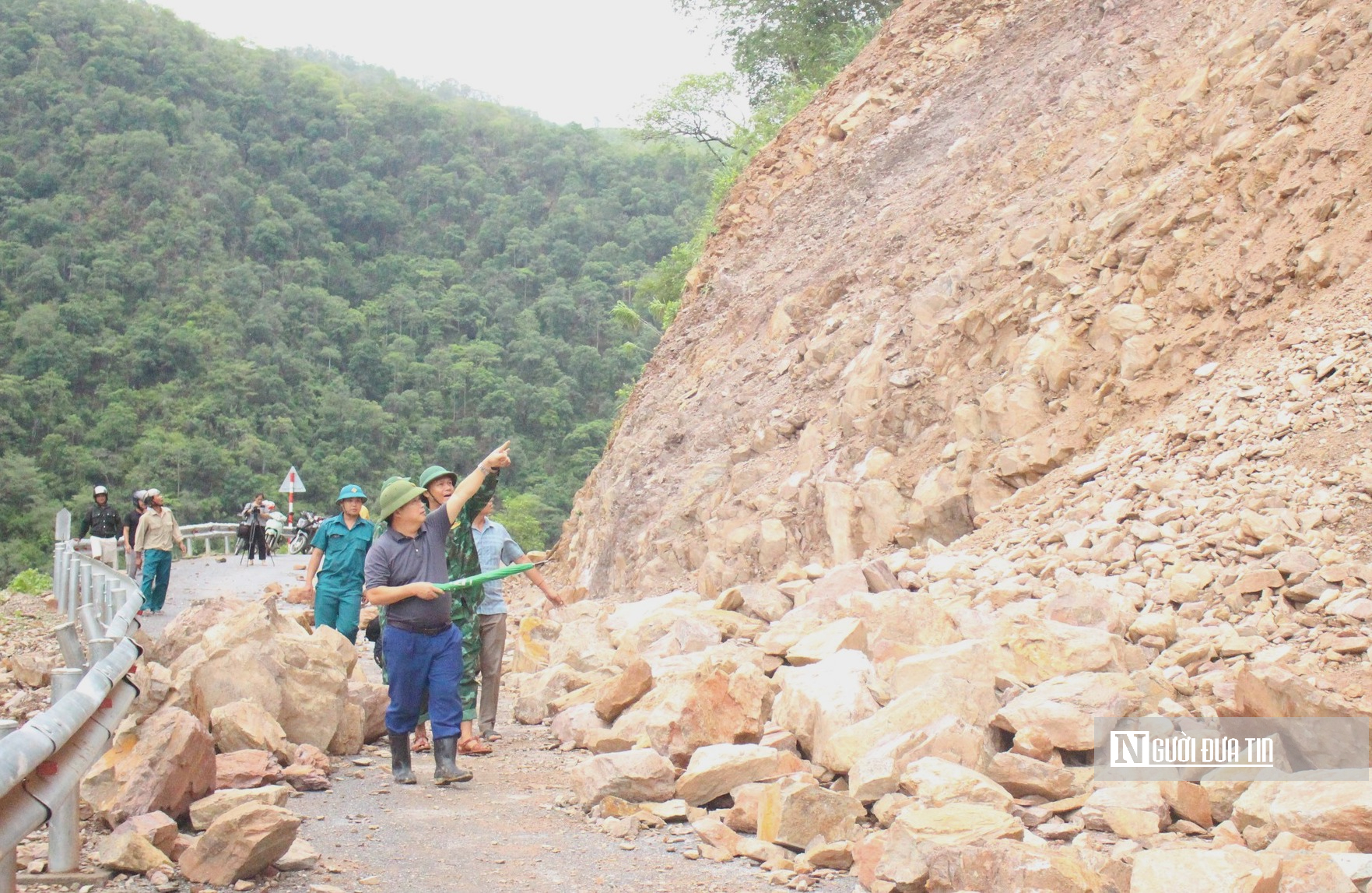 Khẩn trương chống sạt lở trước mùa mưa bão – Bài 3: Ứng phó với biến đổi khí hậu- Ảnh 5.