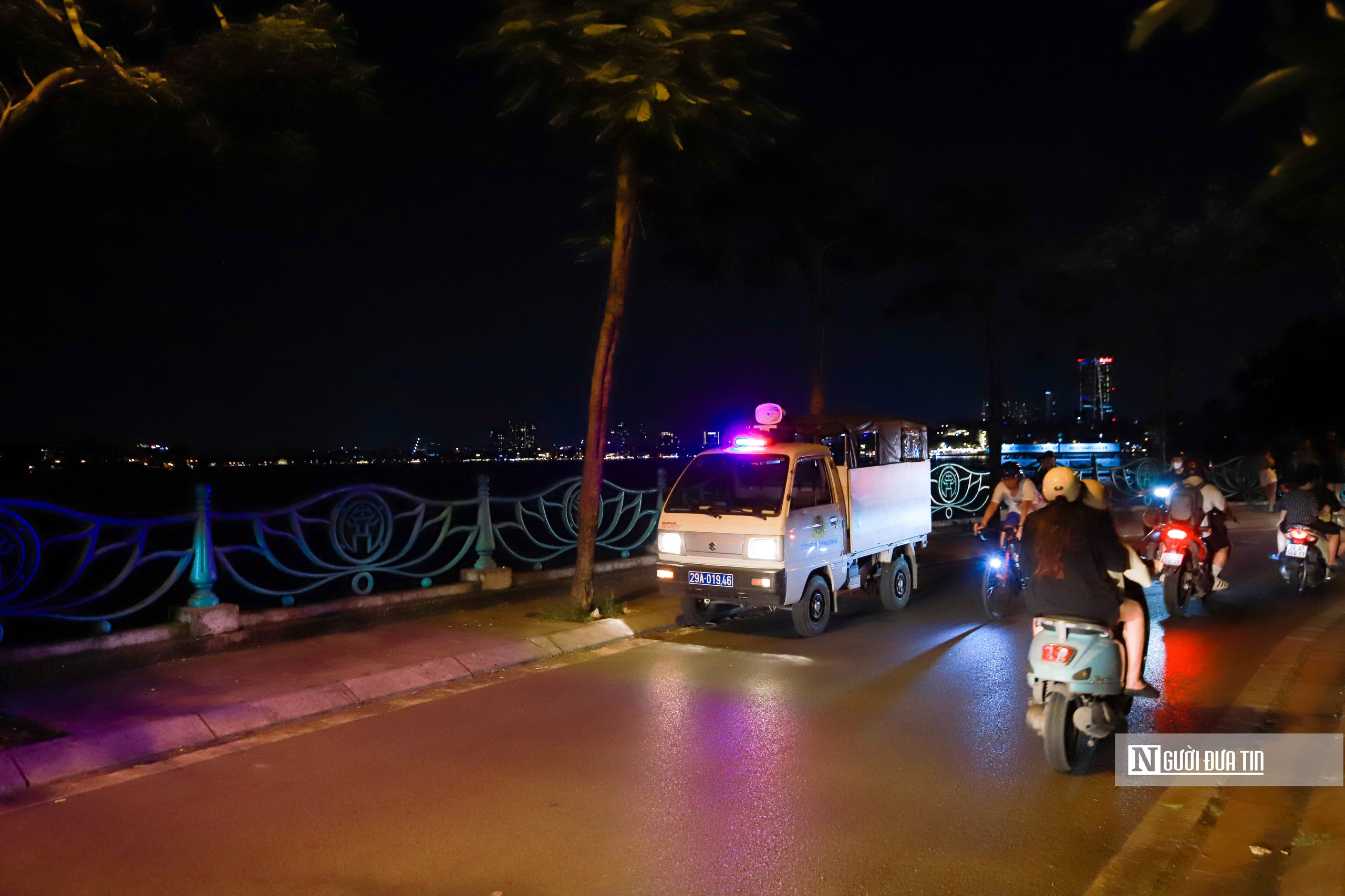 Hà Nội: Tăng cường kiểm tra, xử lý không để tái lấn chiếm hè phố- Ảnh 5.