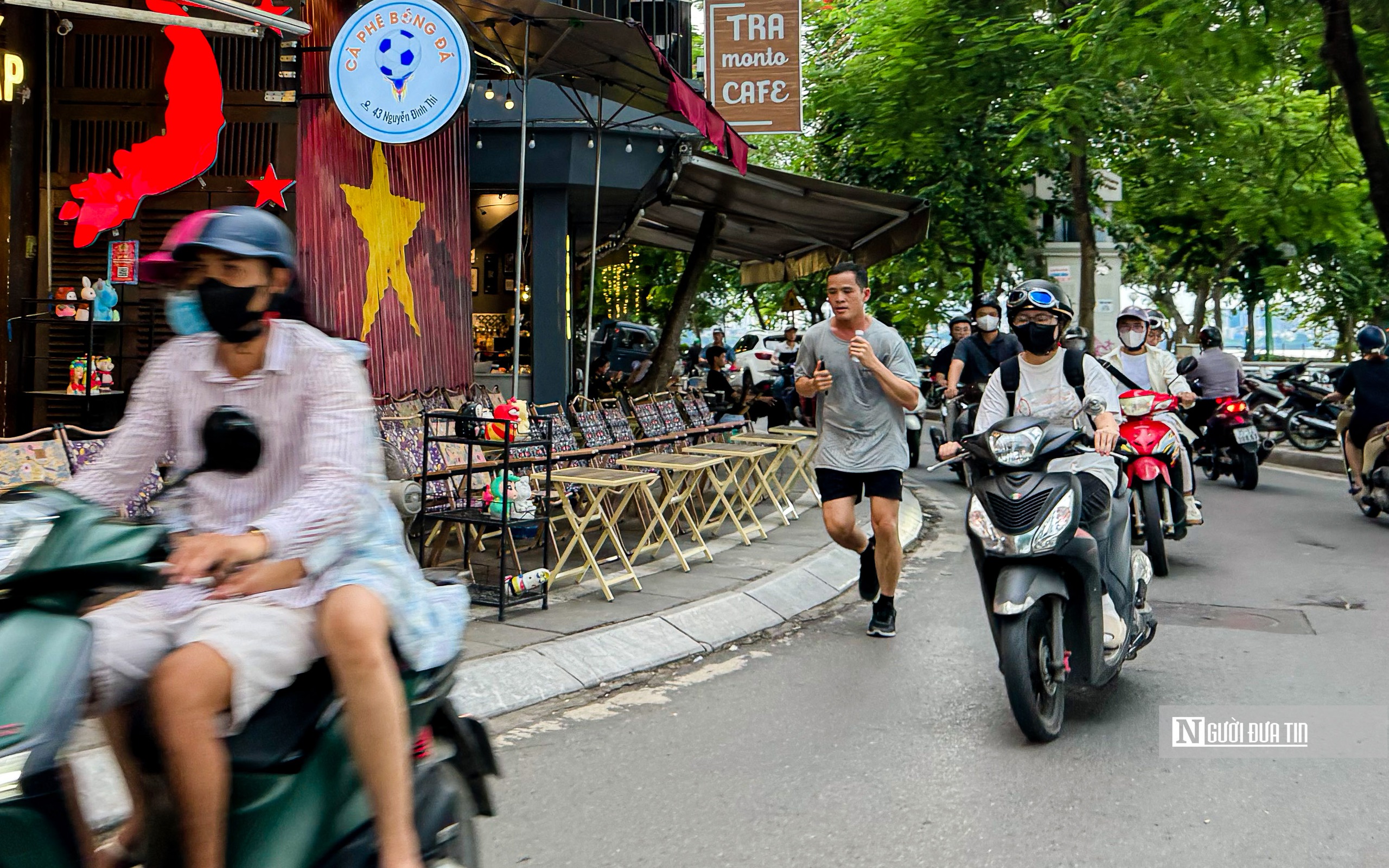 Hà Nội: Tăng cường kiểm tra, xử lý không để tái lấn chiếm hè phố- Ảnh 2.