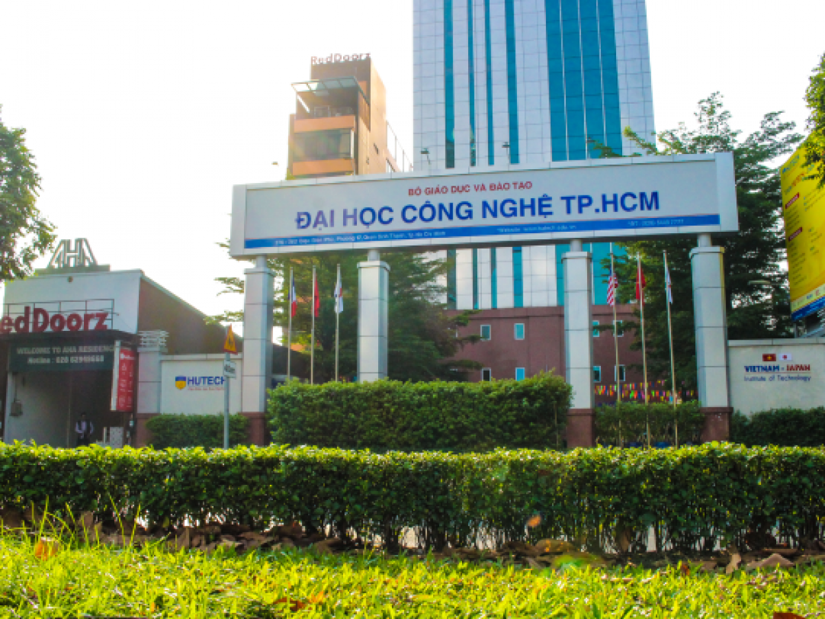 Ông chủ họ Kiều và hành trình tại trường Đại học HUTECH- Ảnh 2.