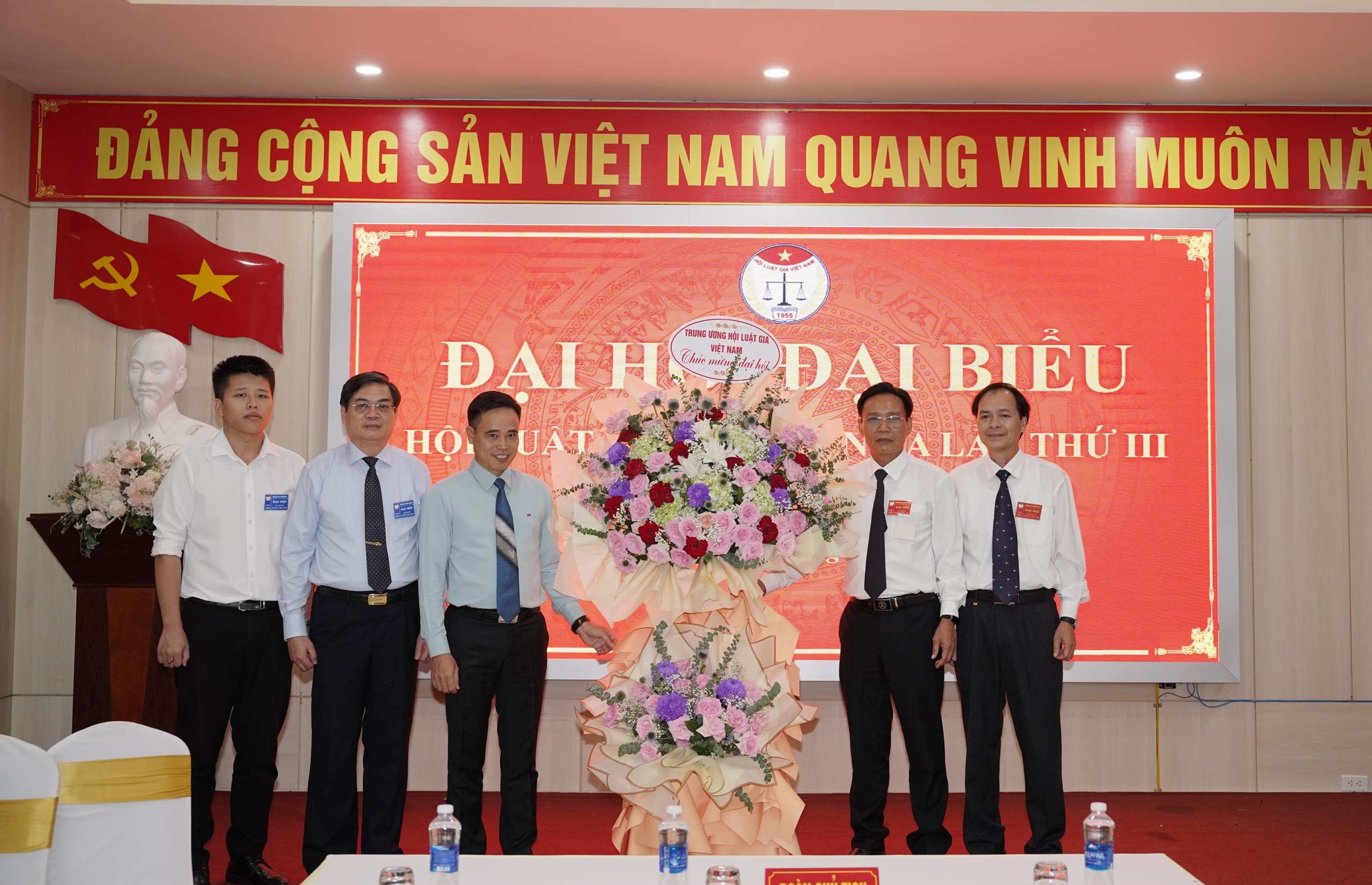 Hội Luật gia tỉnh Sơn La: Hướng hoạt động về cơ sở và tính thiết thực trong công tác hội- Ảnh 1.