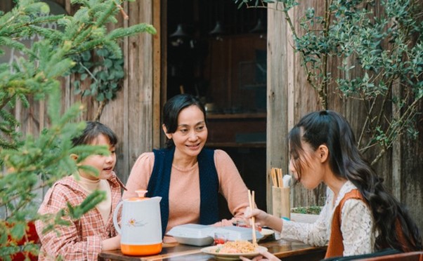 "Người đàn bà đỡ đẹp nhất màn ảnh": Chia sẻ về vai diễn gây ức chế trong sự nghiệp- Ảnh 3.