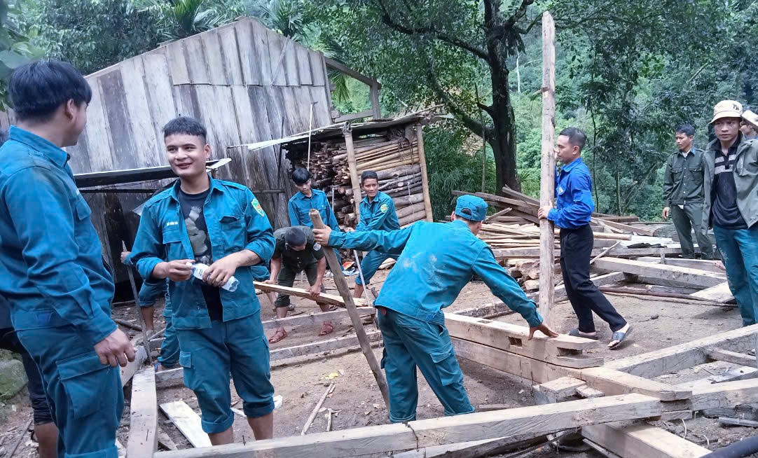 Chiều 19/9, lãnh đạo UBND huyện Nam Trà My, tỉnh Quảng Nam, cho biết tình hình mưa lớn kéo dài trong những ngày qua đã gây ra nhiều ảnh hưởng nghiêm trọng đến địa phương.