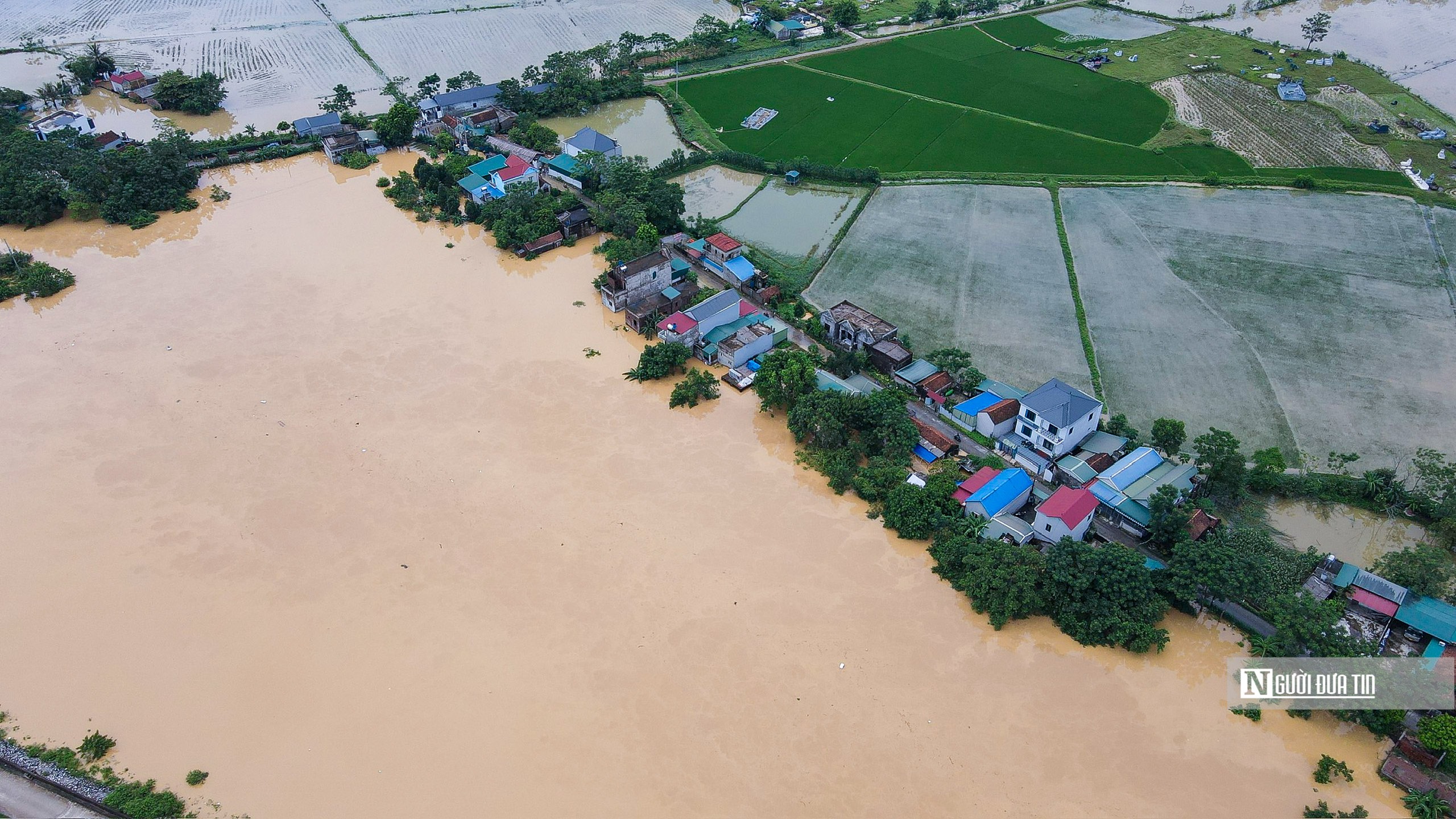 Chủ động ứng phó với áp thấp nhiệt đới có khả năng mạnh lên thành bão- Ảnh 2.