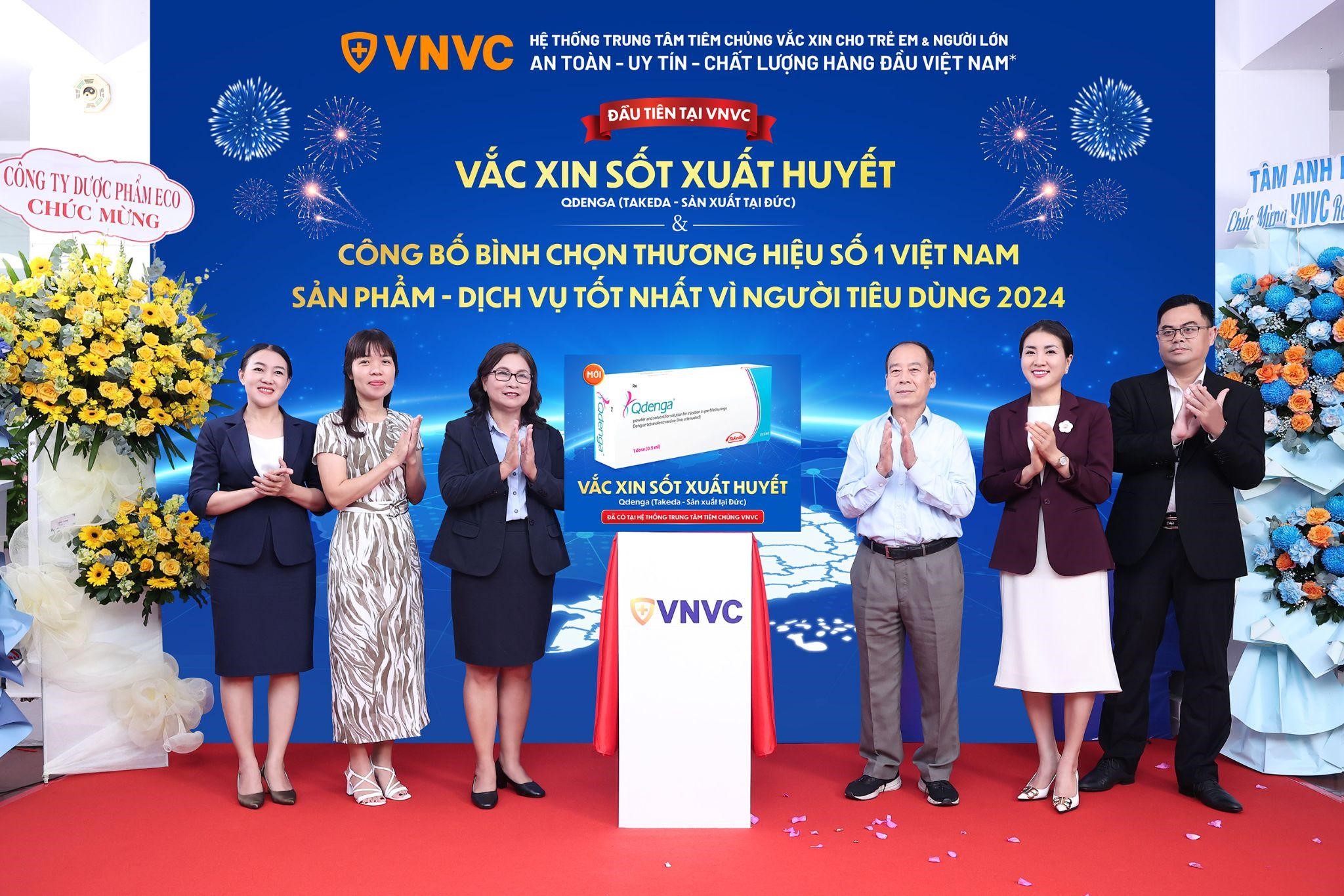 Vắc xin sốt xuất huyết đã có mặt ở Việt Nam, VNVC tiêm đầu tiên- Ảnh 1.