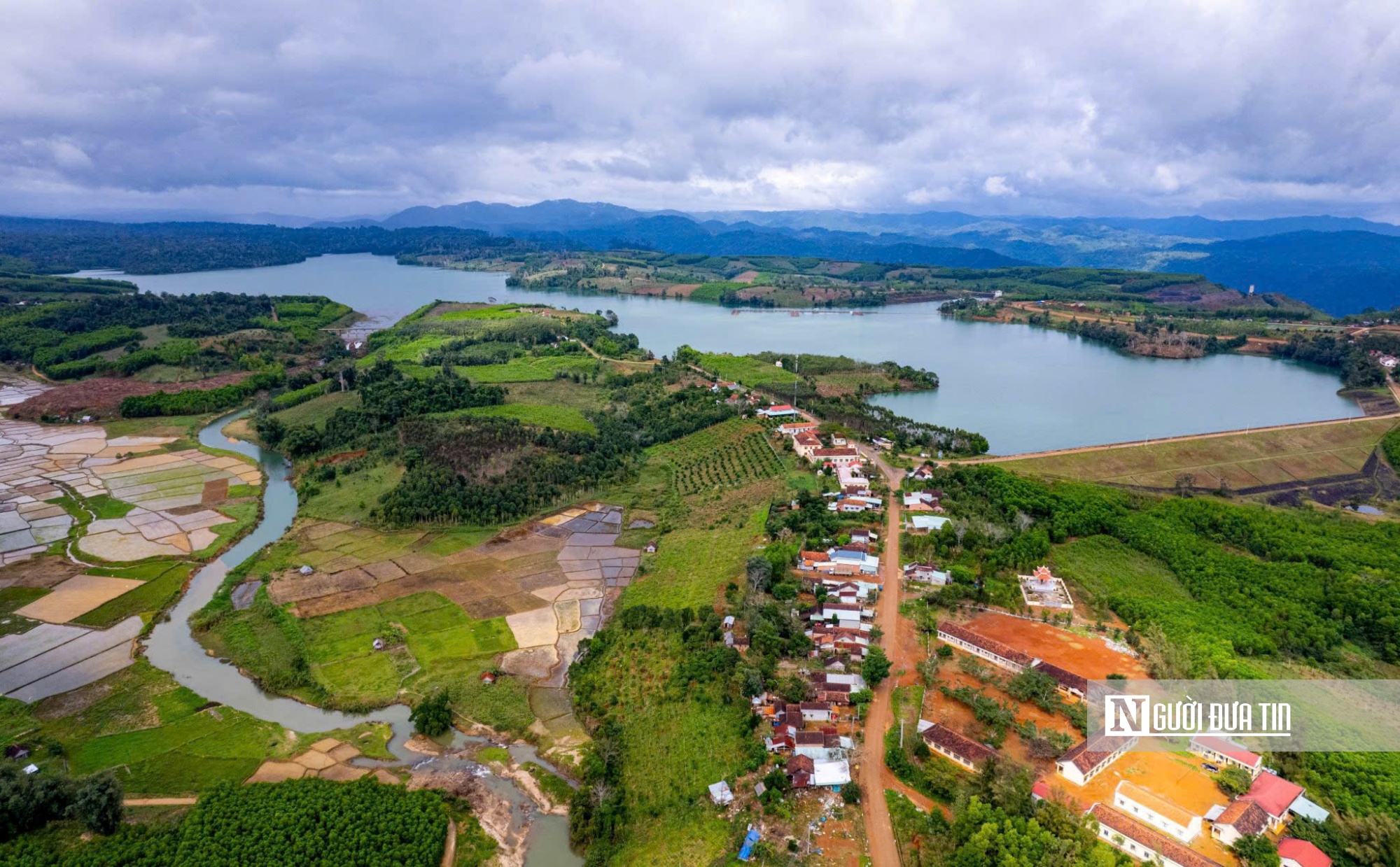 Xã vùng cao Vĩnh Sơn (huyện Vĩnh Thạnh) nơi sinh sống của cộng đồng người đồng bào dân tộc thiểu số Bana K'riêm đang trở thành điểm du lịch mới của địa phương. Ảnh: Dũng Nhân