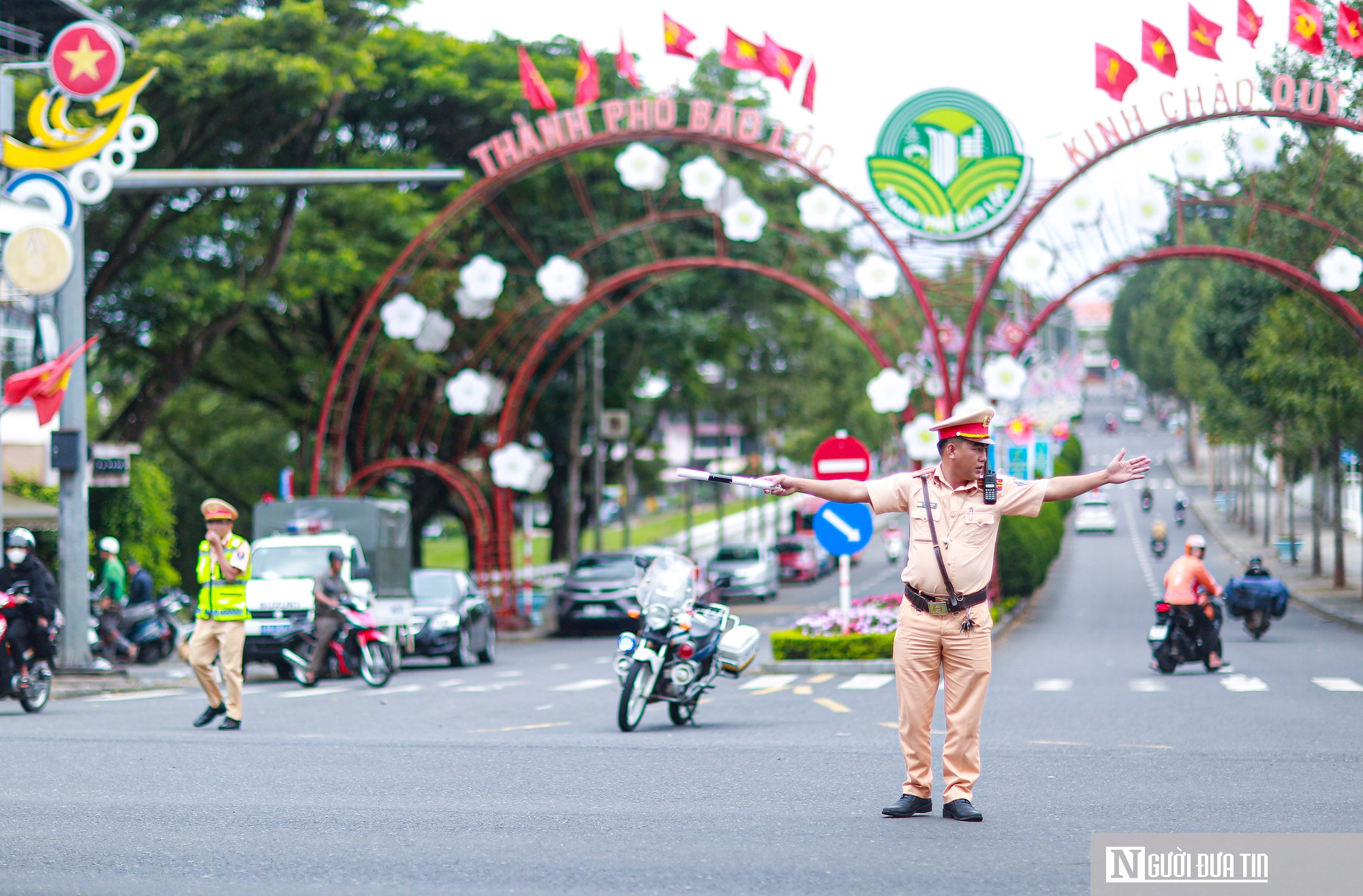 Các phương tiện nối đuôi nhau rời Đà Lạt sau kỳ nghỉ lễ 2/9- Ảnh 1.