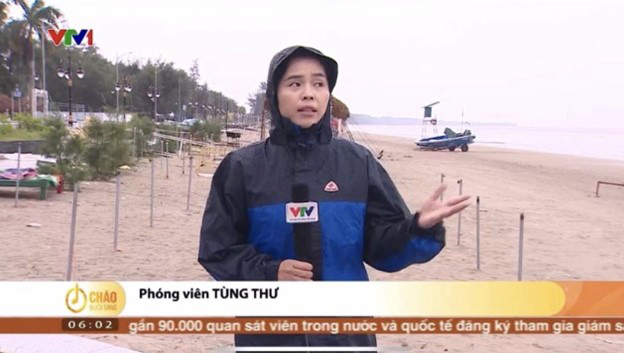 Chân dung nữ phóng viên VTV dũng cảm tác nghiệp giữa siêu bão Yagi- Ảnh 4.