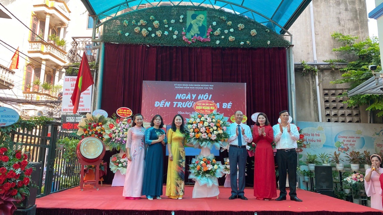 HÀ NỘI: Trường Mầm non Hoàng Văn Thụ vì một môi trường “xanh - sạch - đẹp - an toàn”, chào đón năm học mới- Ảnh 1.