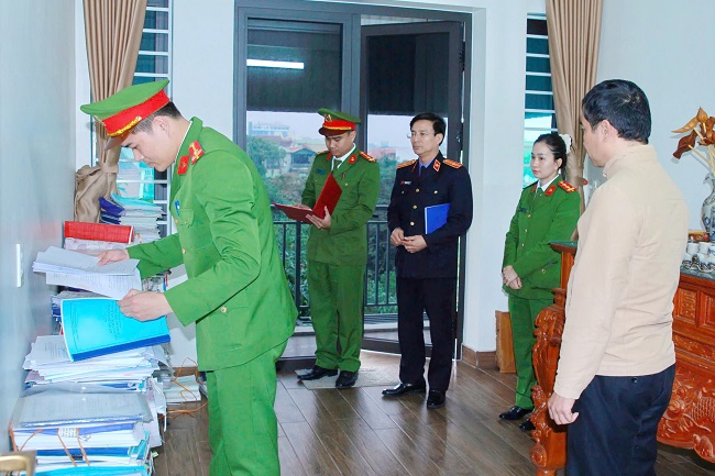 Nghệ An: Bắt giám đốc làm giả báo cáo đánh giá tác động môi trường- Ảnh 1. Nghệ An: Bắt giám đốc làm giả báo cáo đánh giá tác động môi trường- Ảnh 1.