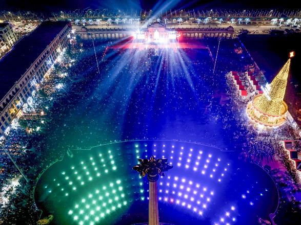 Gần 1 triệu khách đón năm mới 2025 tại các “điểm cầu” Vingroup- Ảnh 7. Gần 1 triệu khách đón năm mới 2025 tại các “điểm cầu” Vingroup- Ảnh 7.