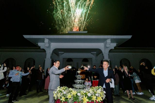 Gần 1 triệu khách đón năm mới 2025 tại các “điểm cầu” Vingroup- Ảnh 10. Gần 1 triệu khách đón năm mới 2025 tại các “điểm cầu” Vingroup- Ảnh 10.