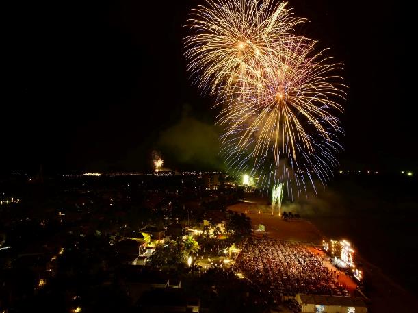 Gần 1 triệu khách đón năm mới 2025 tại các “điểm cầu” Vingroup- Ảnh 13. Gần 1 triệu khách đón năm mới 2025 tại các “điểm cầu” Vingroup- Ảnh 13.