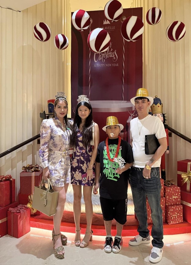 Sao phim Áo lụa Hà Đông bất ngờ than 