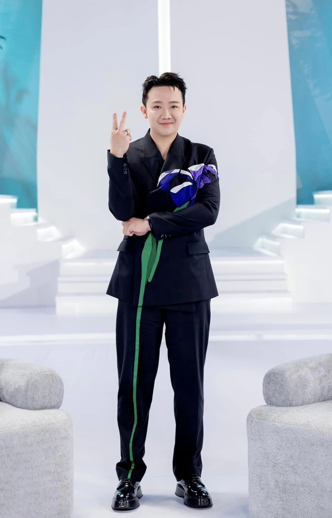 MC Trấn Thành đón năm mới cùng vợ ở xứ sở Kim chi, nhưng lại than thở một điều- Ảnh 2.