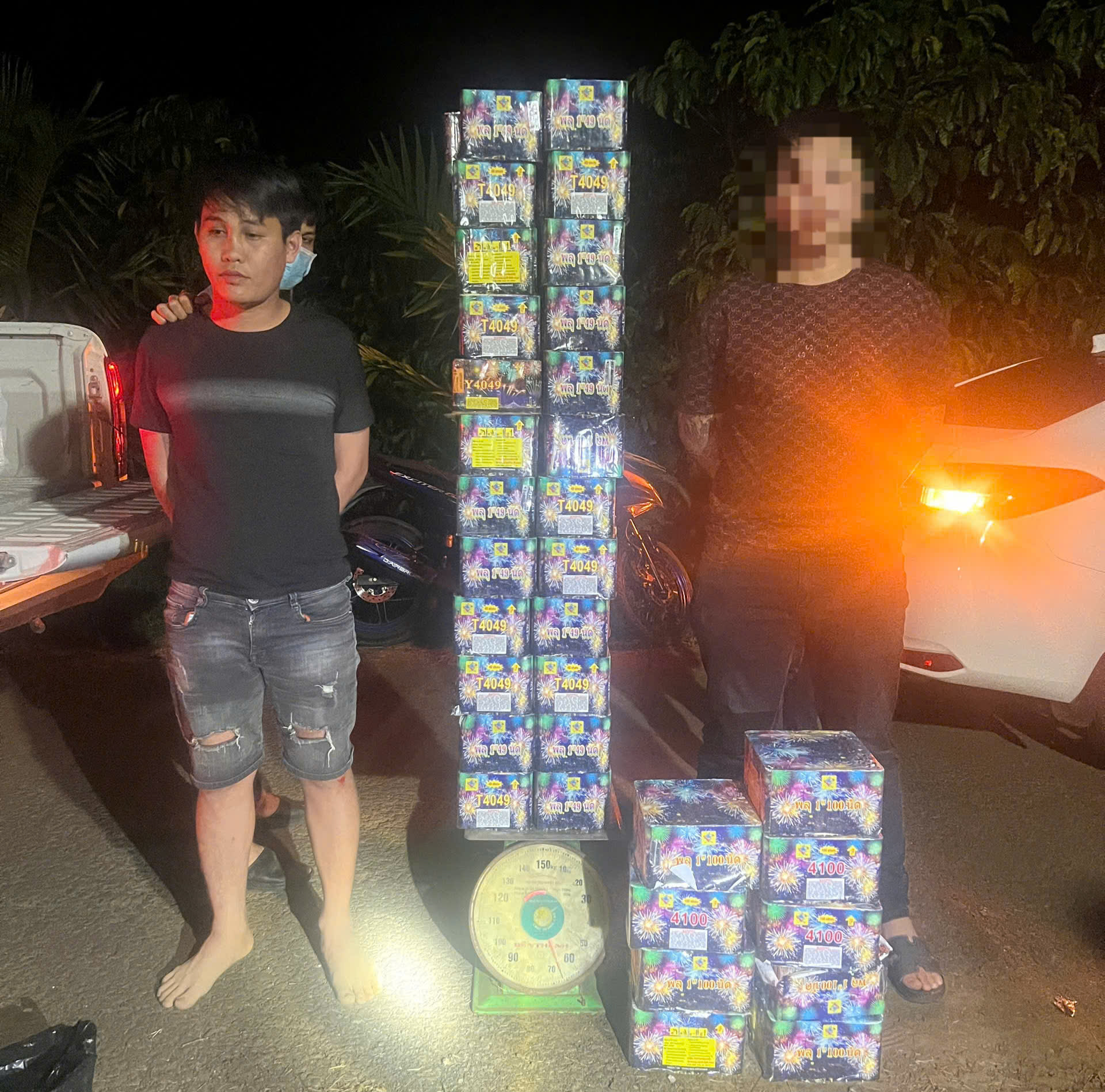 Lâm Đồng: Phát hiện 3 vụ buôn bán pháo nổ, thu giữ hơn 170kg- Ảnh 1.