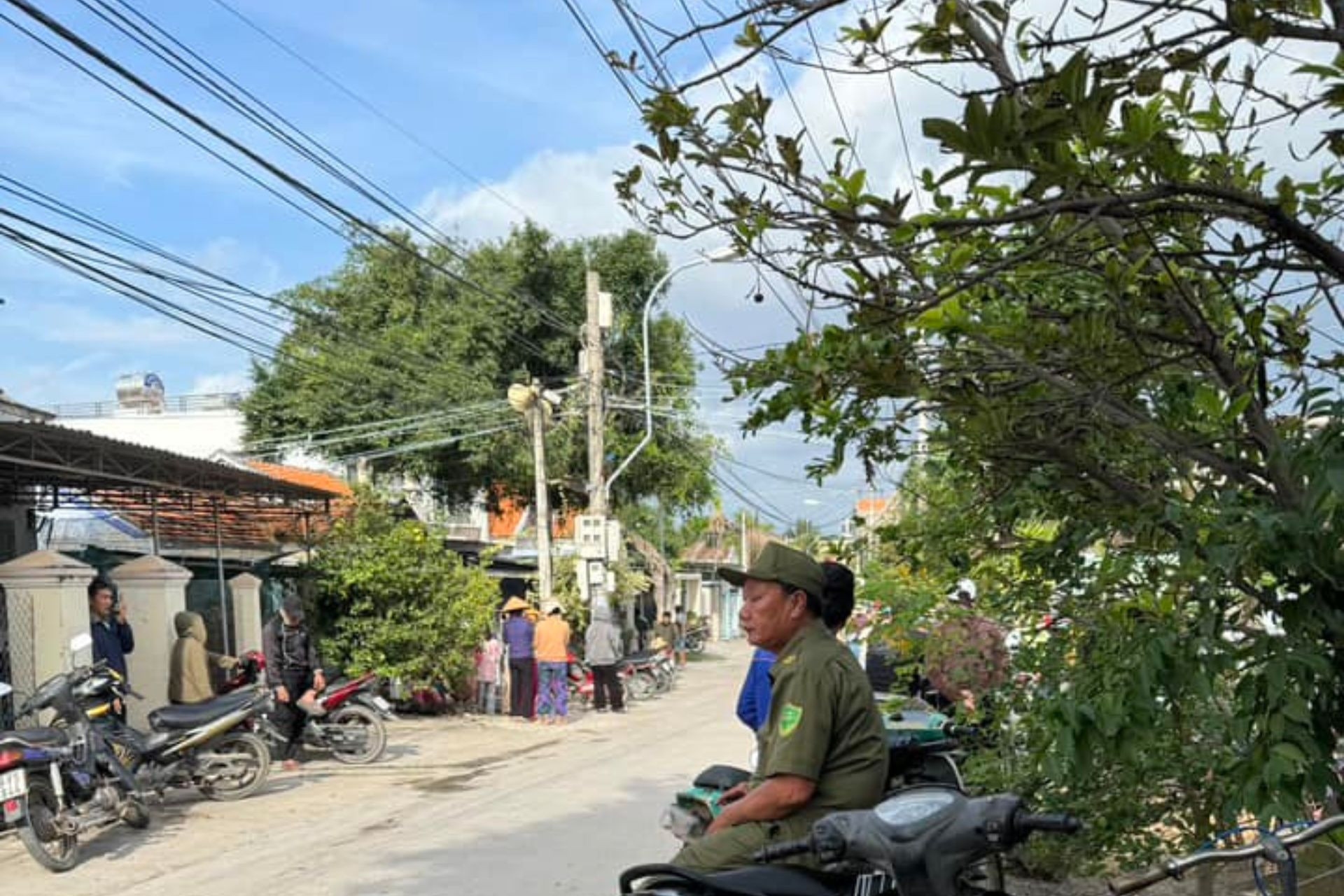 Nghi bị người thân chém, cặp vợ chồng ở Khánh Hòa tử vong- Ảnh 1.