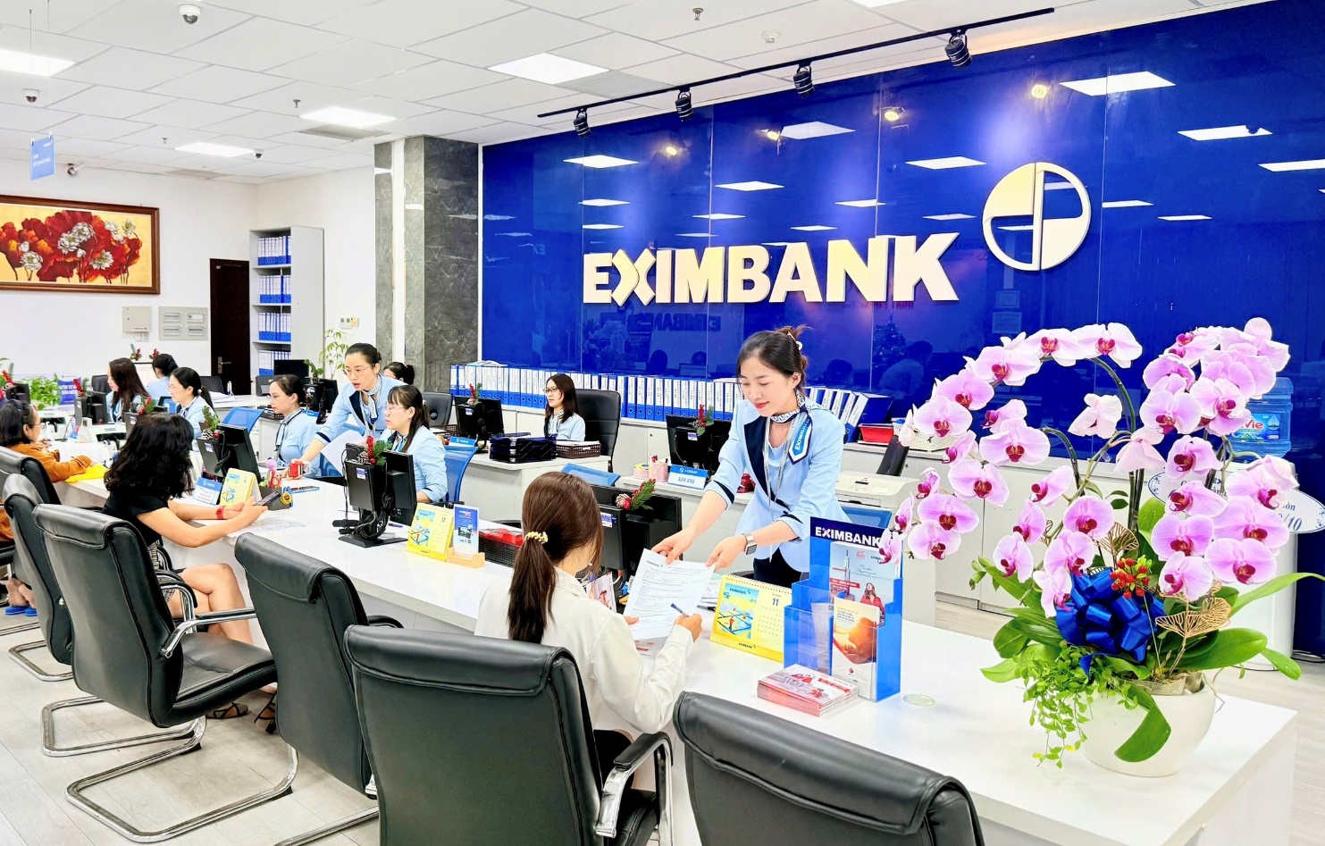 Eximbank đạt lợi nhuận kỷ lục trong 35 năm- Ảnh 1.